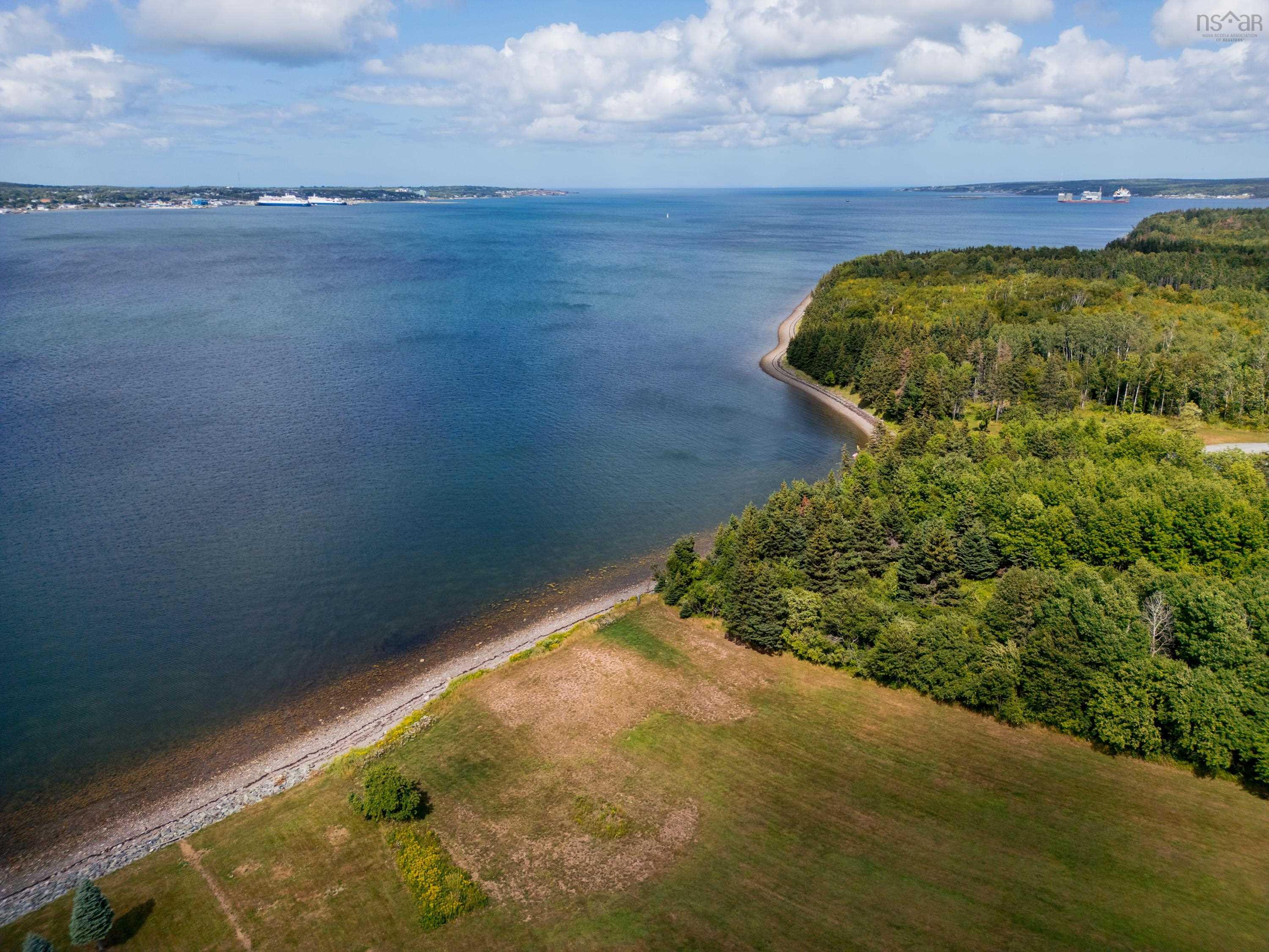 $749,900.00: 2140 POINT EDWARD HIGHWAY, Point Edward