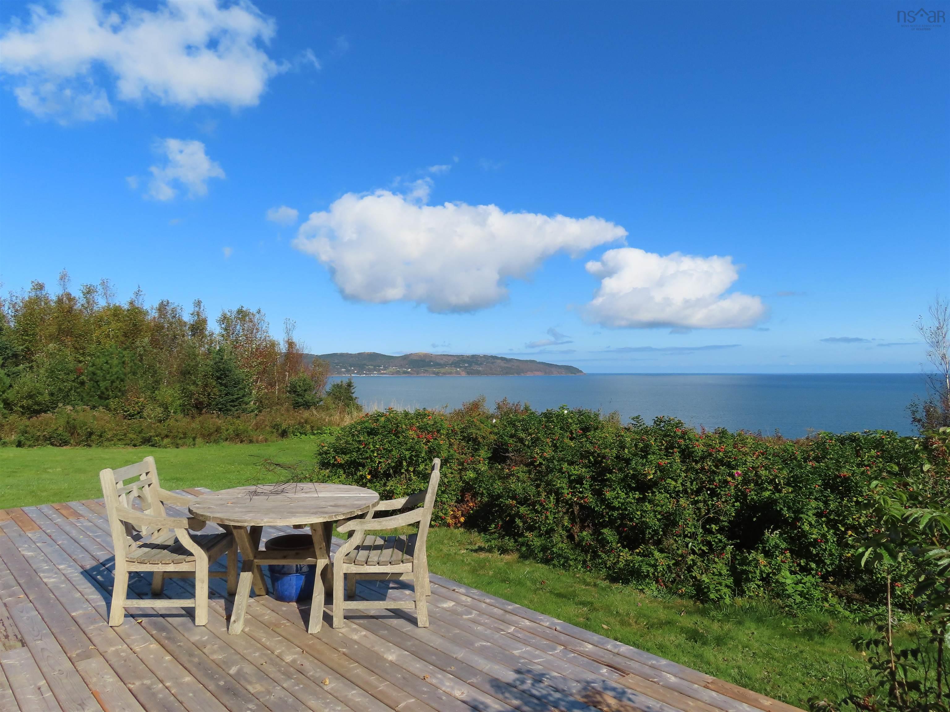 $629,000.00: 5412 HIGHWAY 337 CAPE GEORGE, Cape George