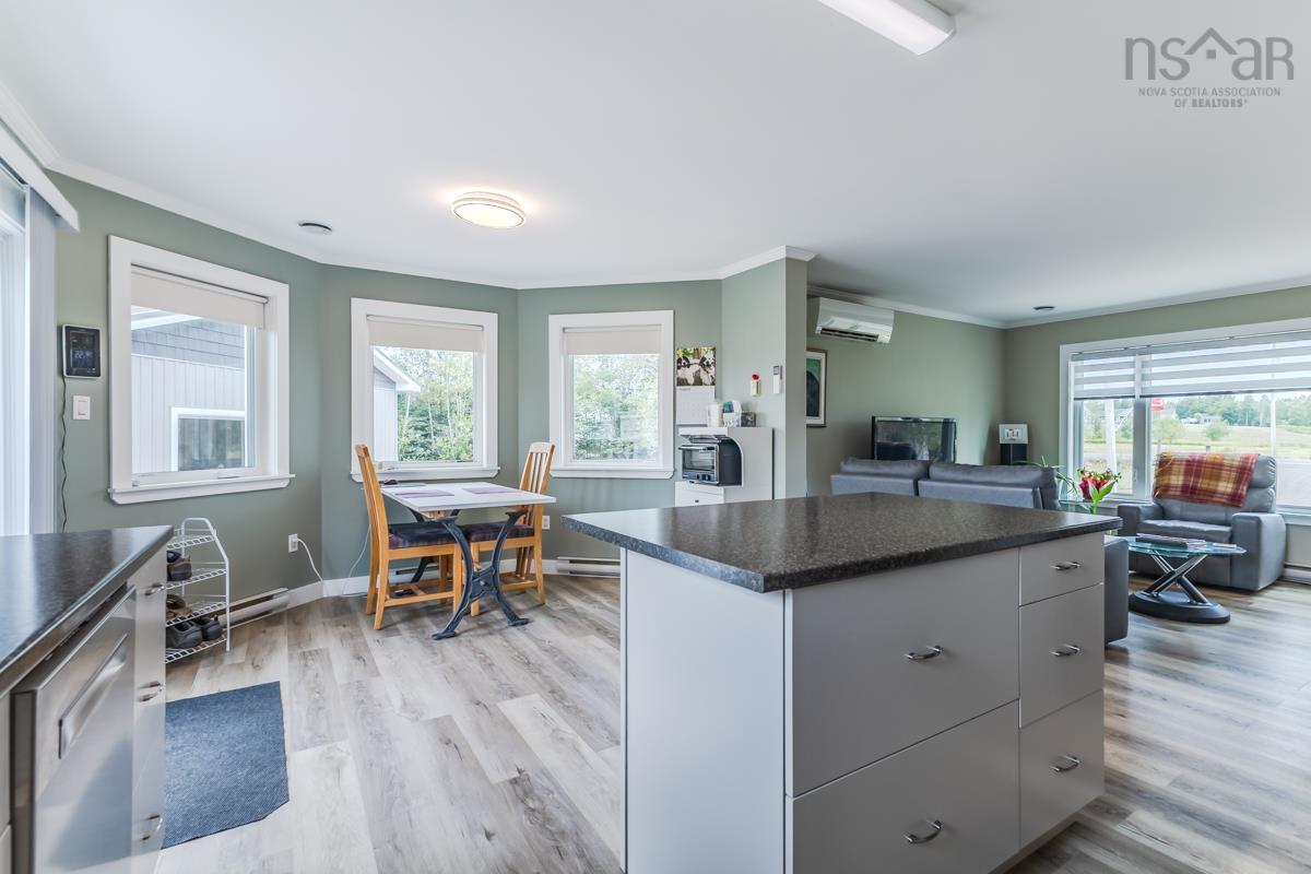 $519,500.00: 7048 Hwy 2, Portapique