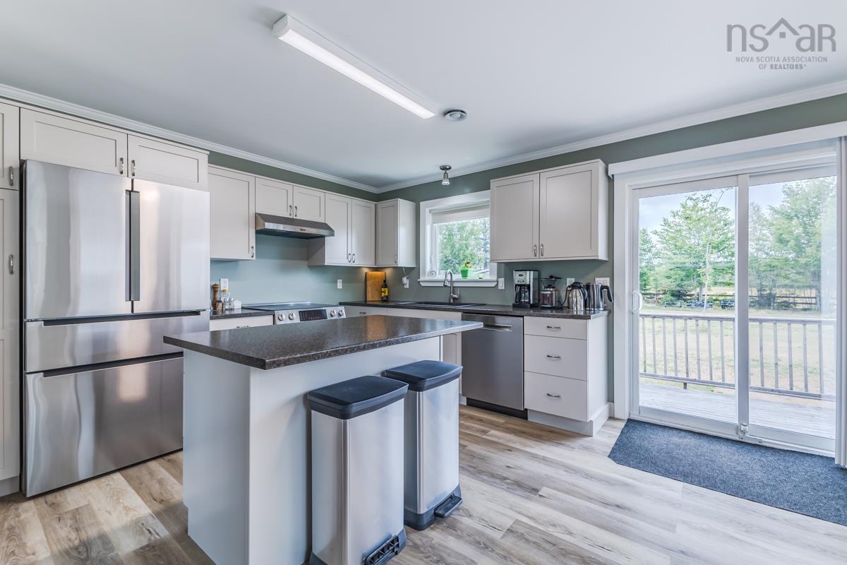 $519,500.00: 7048 Hwy 2, Portapique