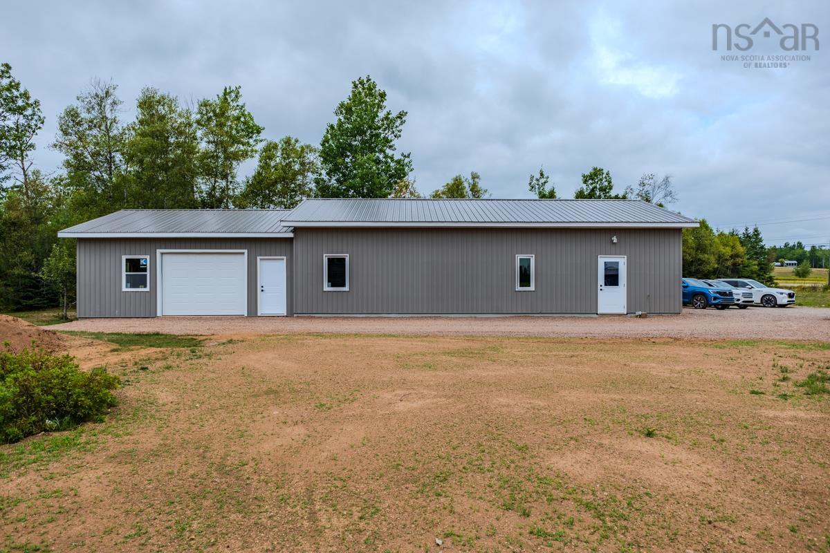 $519,500.00: 7048 Hwy 2, Portapique