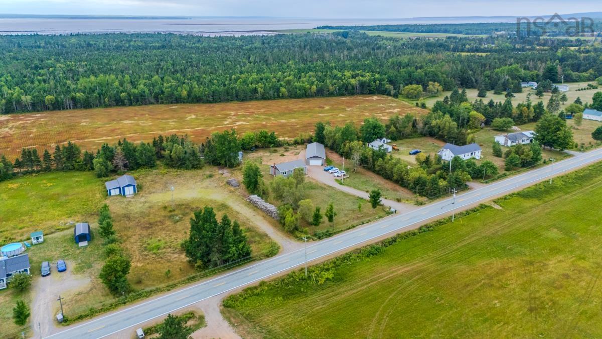 $519,500.00: 7048 Hwy 2, Portapique