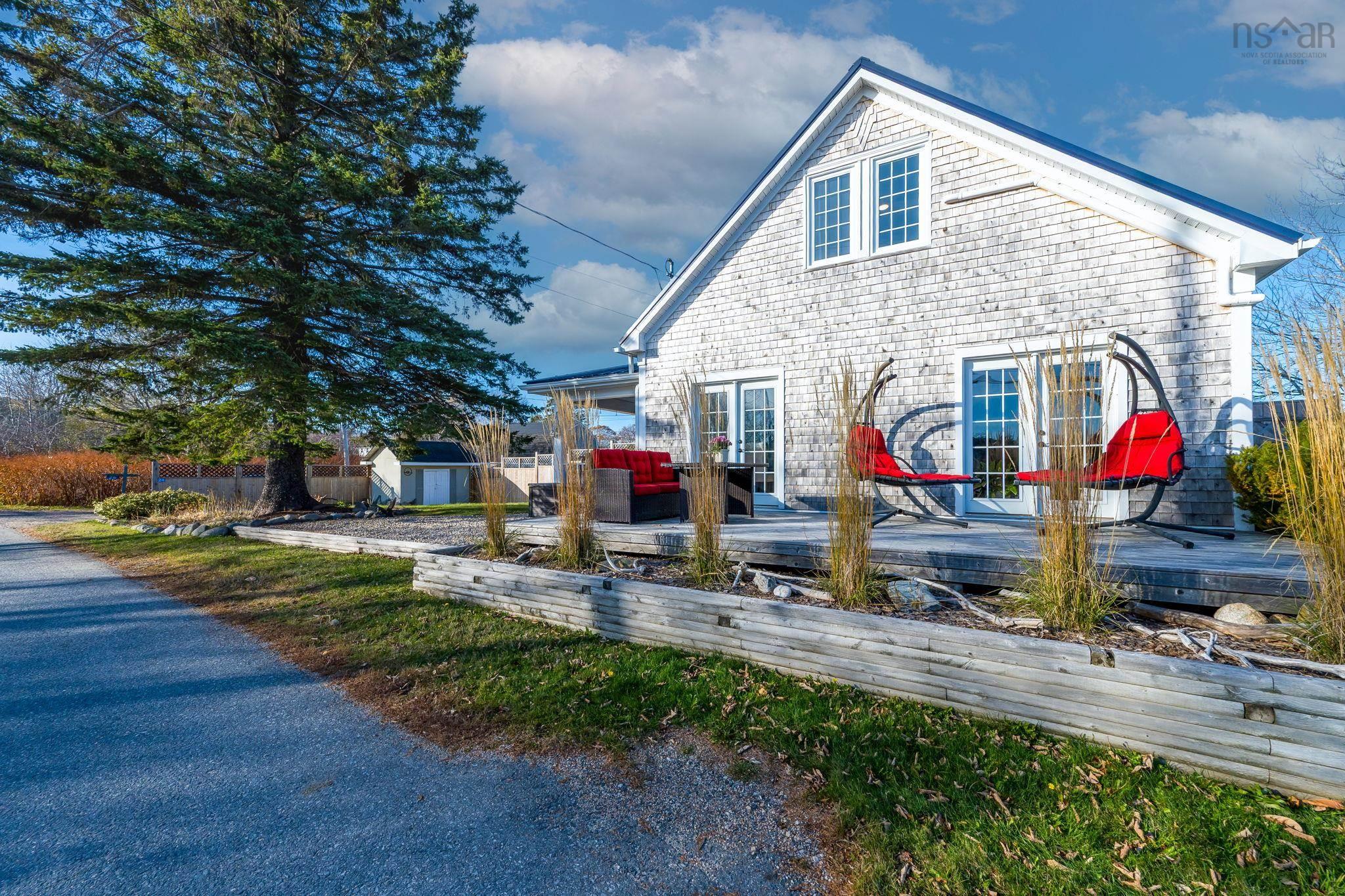 $650,000.00: 24 Station Road, Western Shore