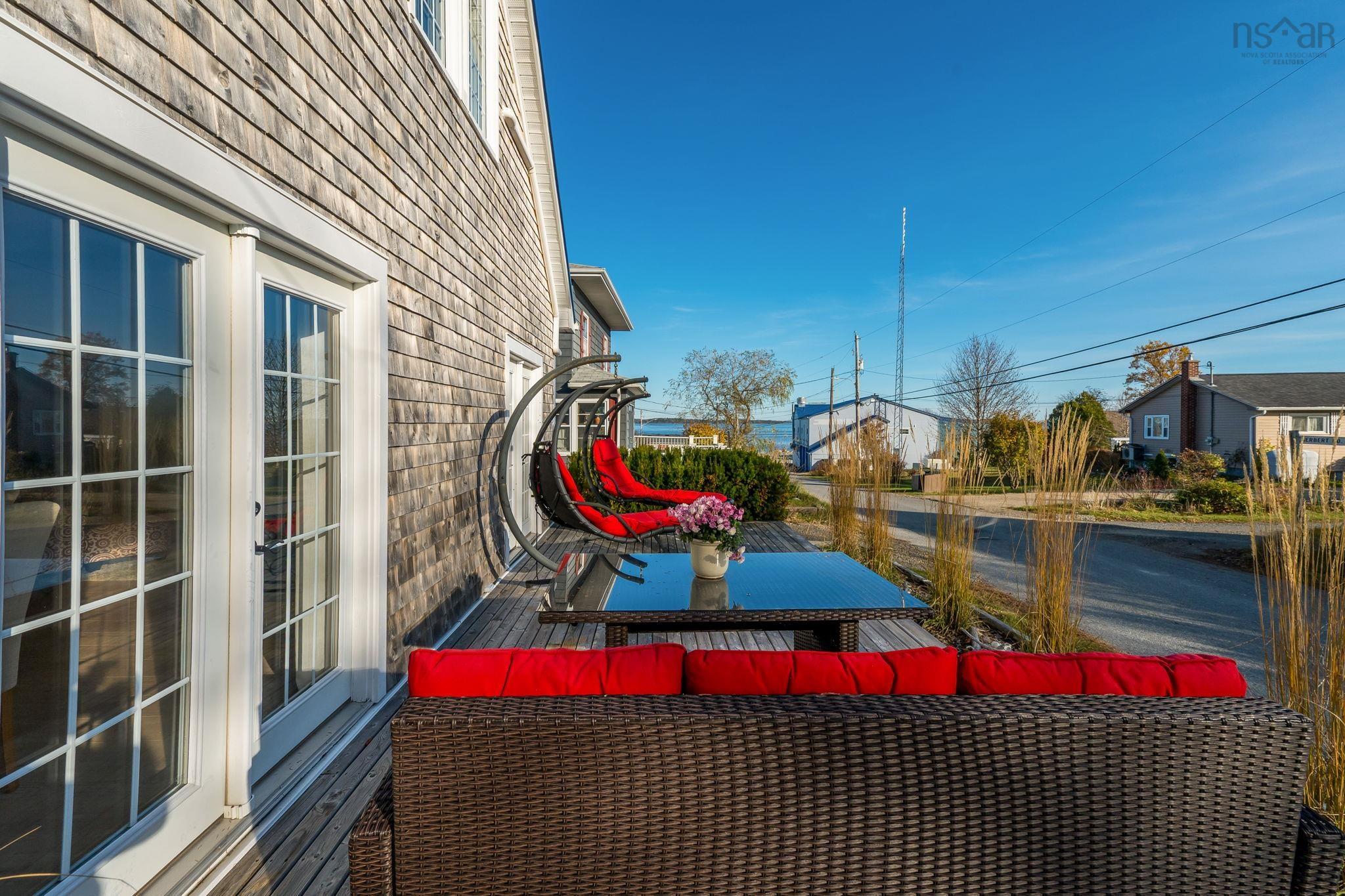 $650,000.00: 24 Station Road, Western Shore