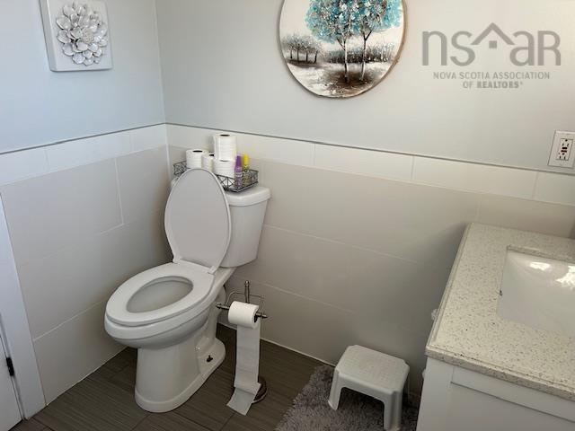 $425,000.00: 633 King Street, New Waterford