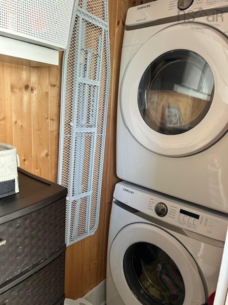 $425,000.00: 633 King Street, New Waterford