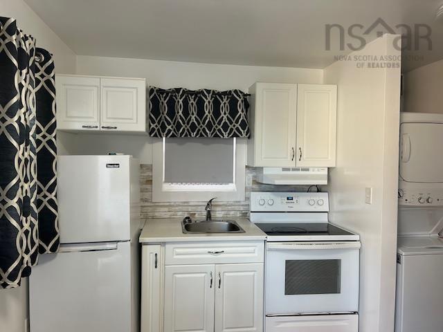 $425,000.00: 633 King Street, New Waterford