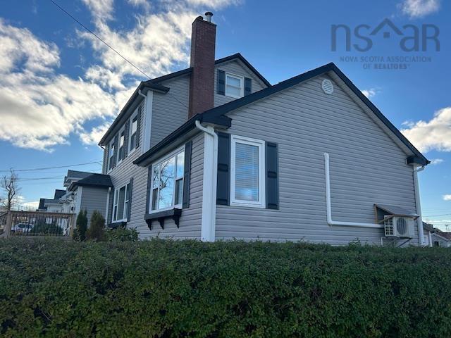 $425,000.00: 633 King Street, New Waterford