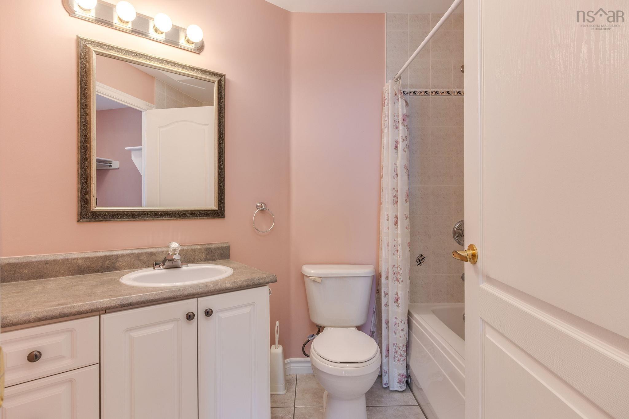 409 114 Regency Park Drive, Halifax, NS (MLS 202528375)