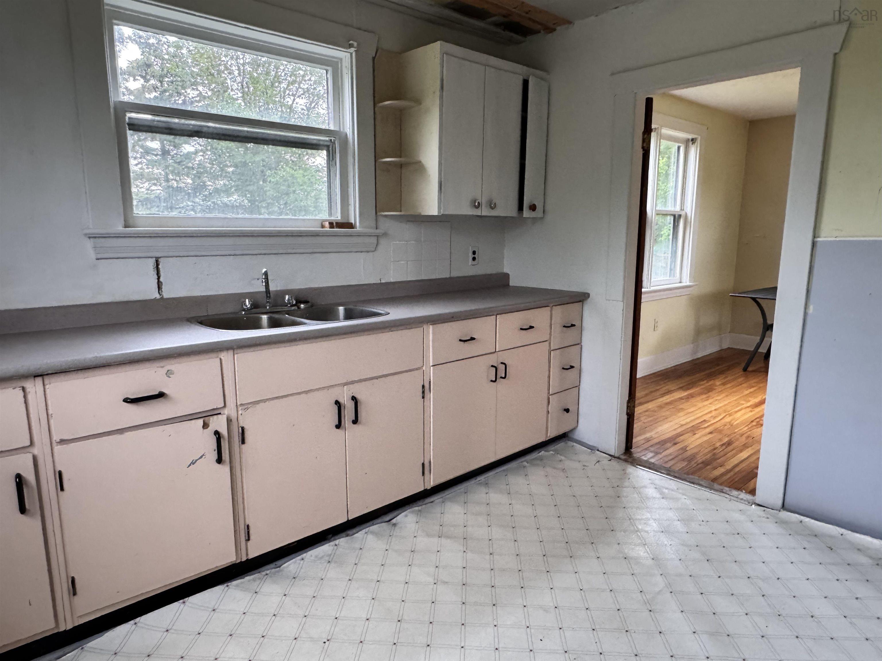 $180,000.00: 29 Rockdale Avenue, Glace Bay