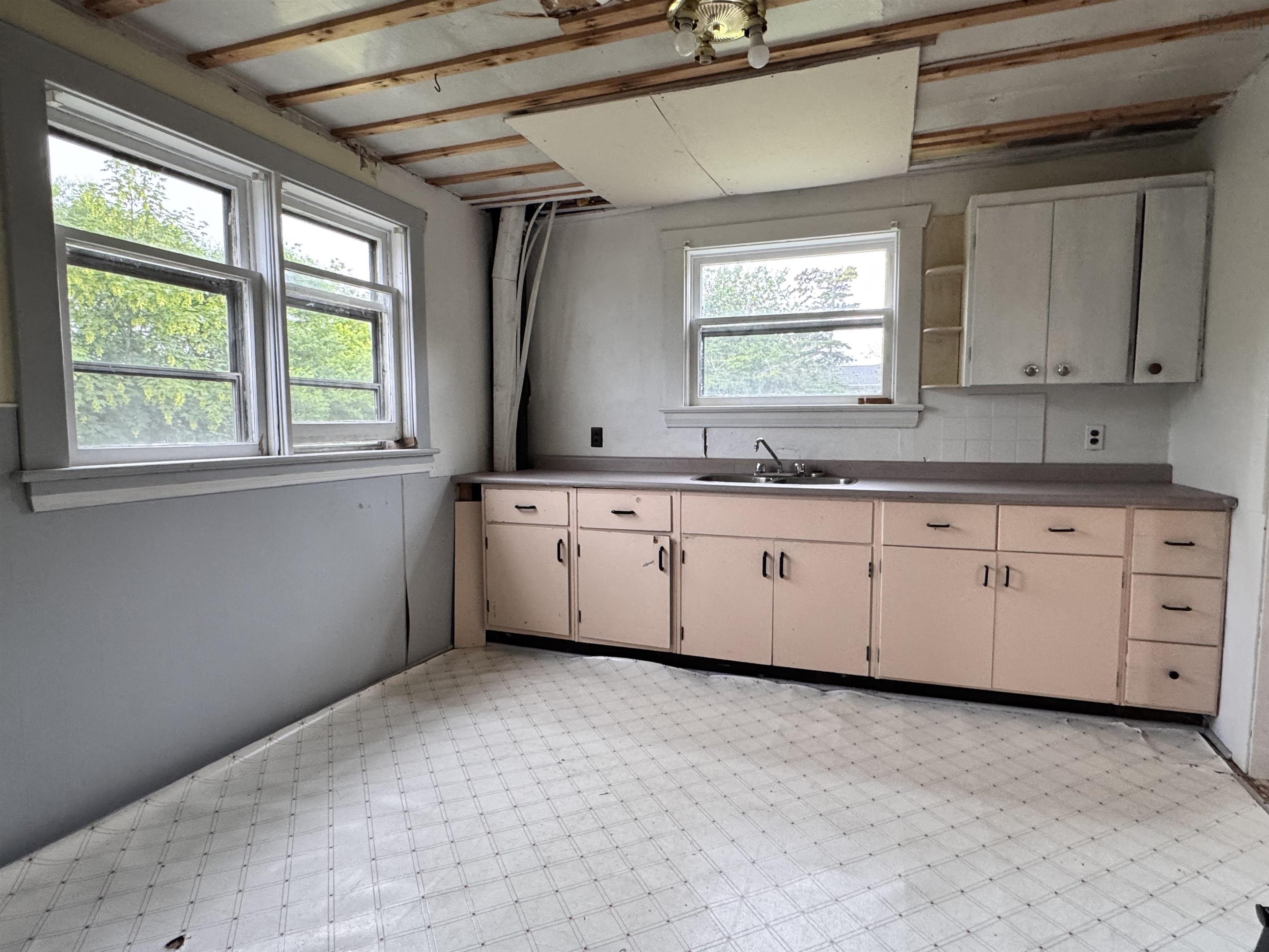 $180,000.00: 29 Rockdale Avenue, Glace Bay