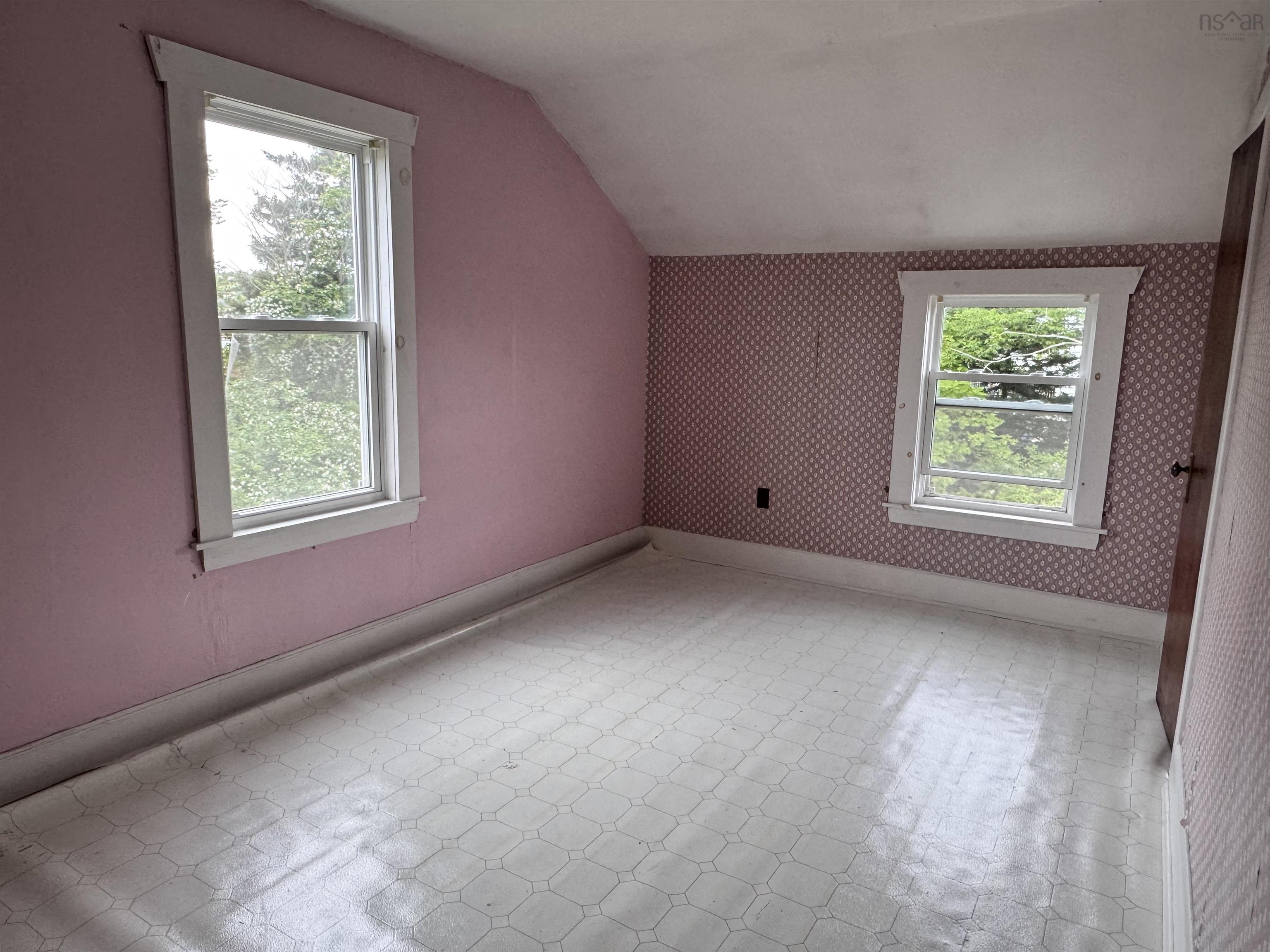 $180,000.00: 29 Rockdale Avenue, Glace Bay