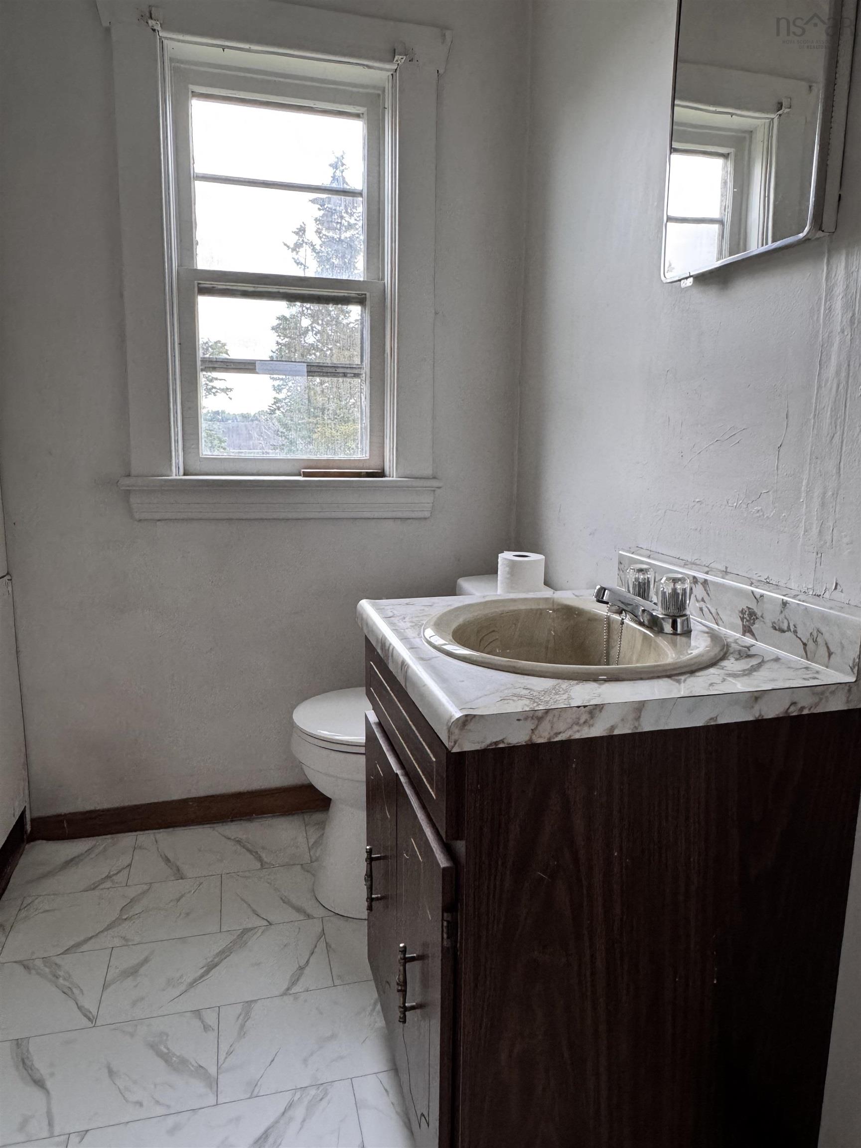 $180,000.00: 29 Rockdale Avenue, Glace Bay