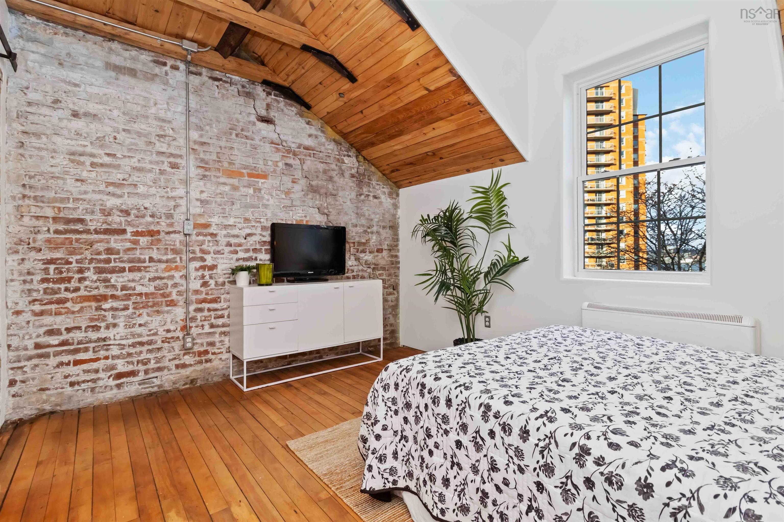 2060 Brunswick Street, Halifax, NS (MLS 202528378)