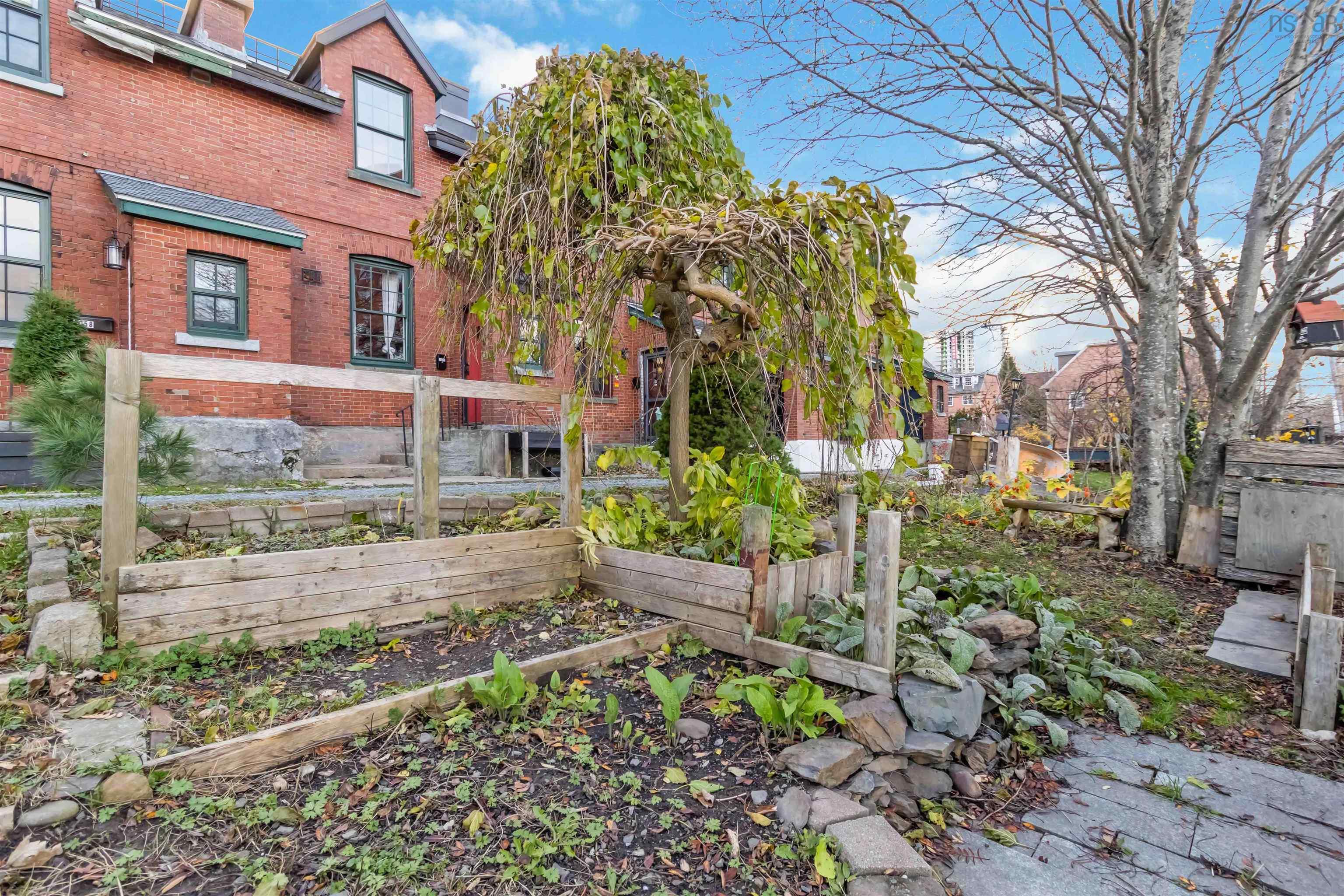 2060 Brunswick Street, Halifax, NS (MLS 202528378)