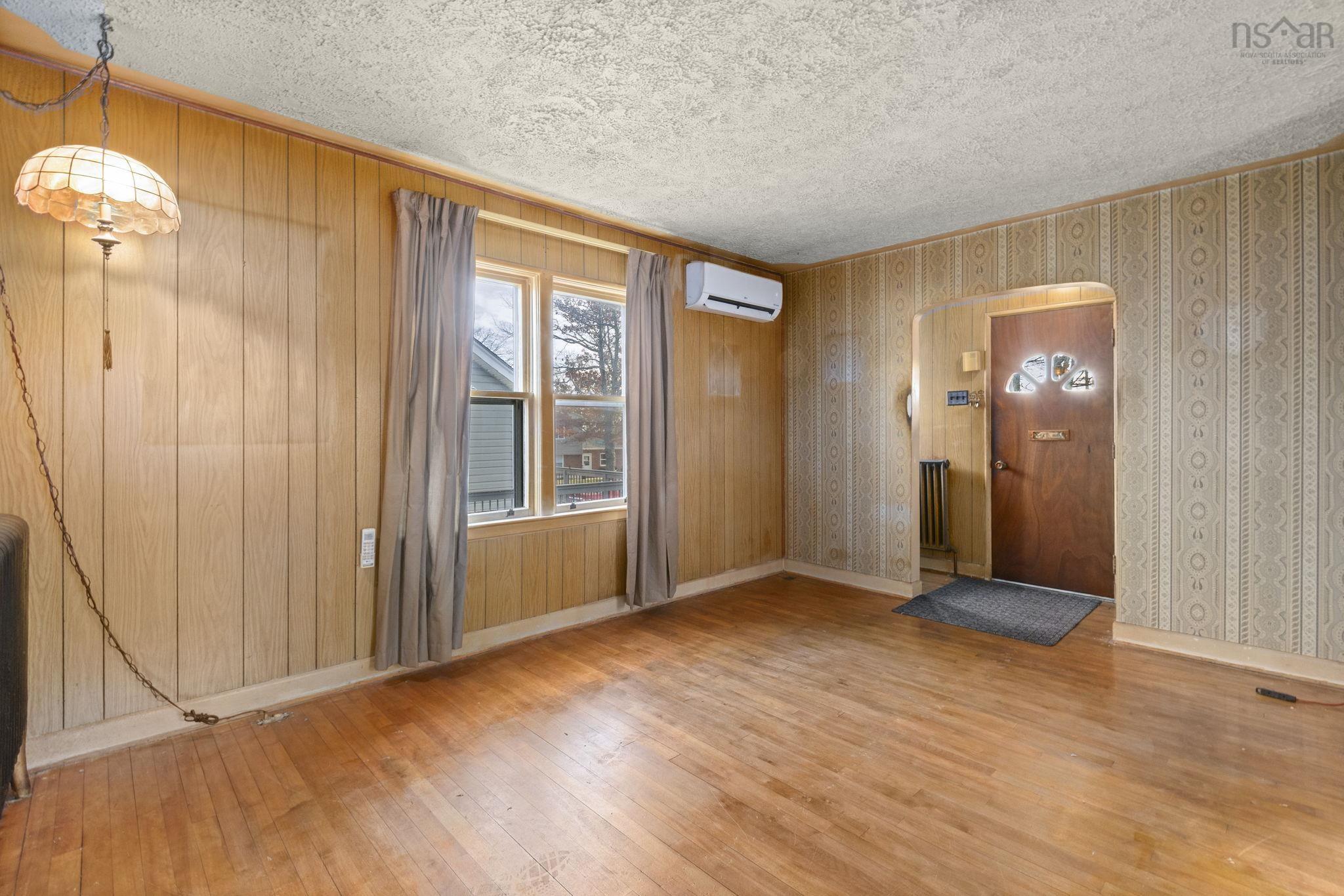 6 Ida Street, Halifax, NS (MLS 202528380)