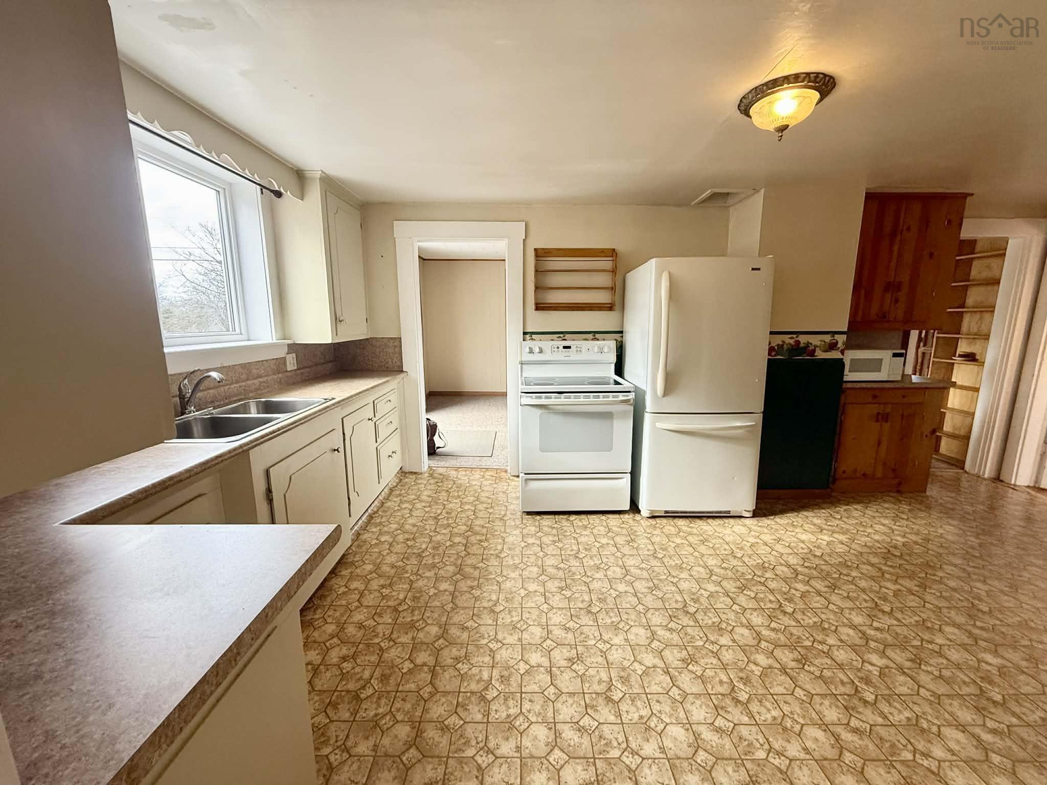 $249,900.00: 934 Brazil Lake Road, Brazil Lake