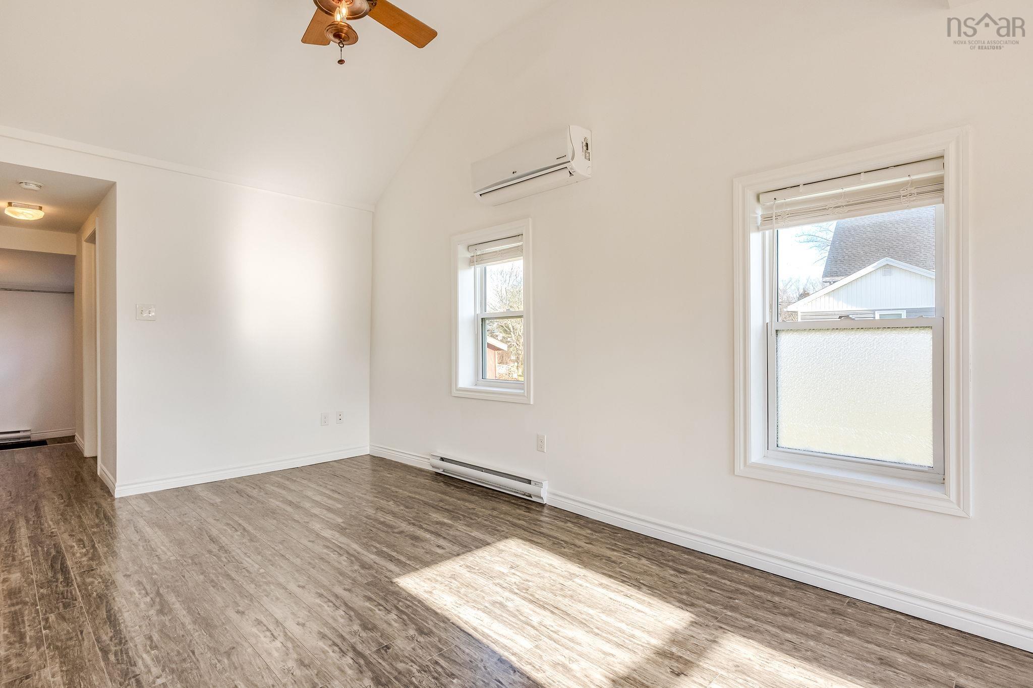 $219,900.00: 18 School Street, Hantsport