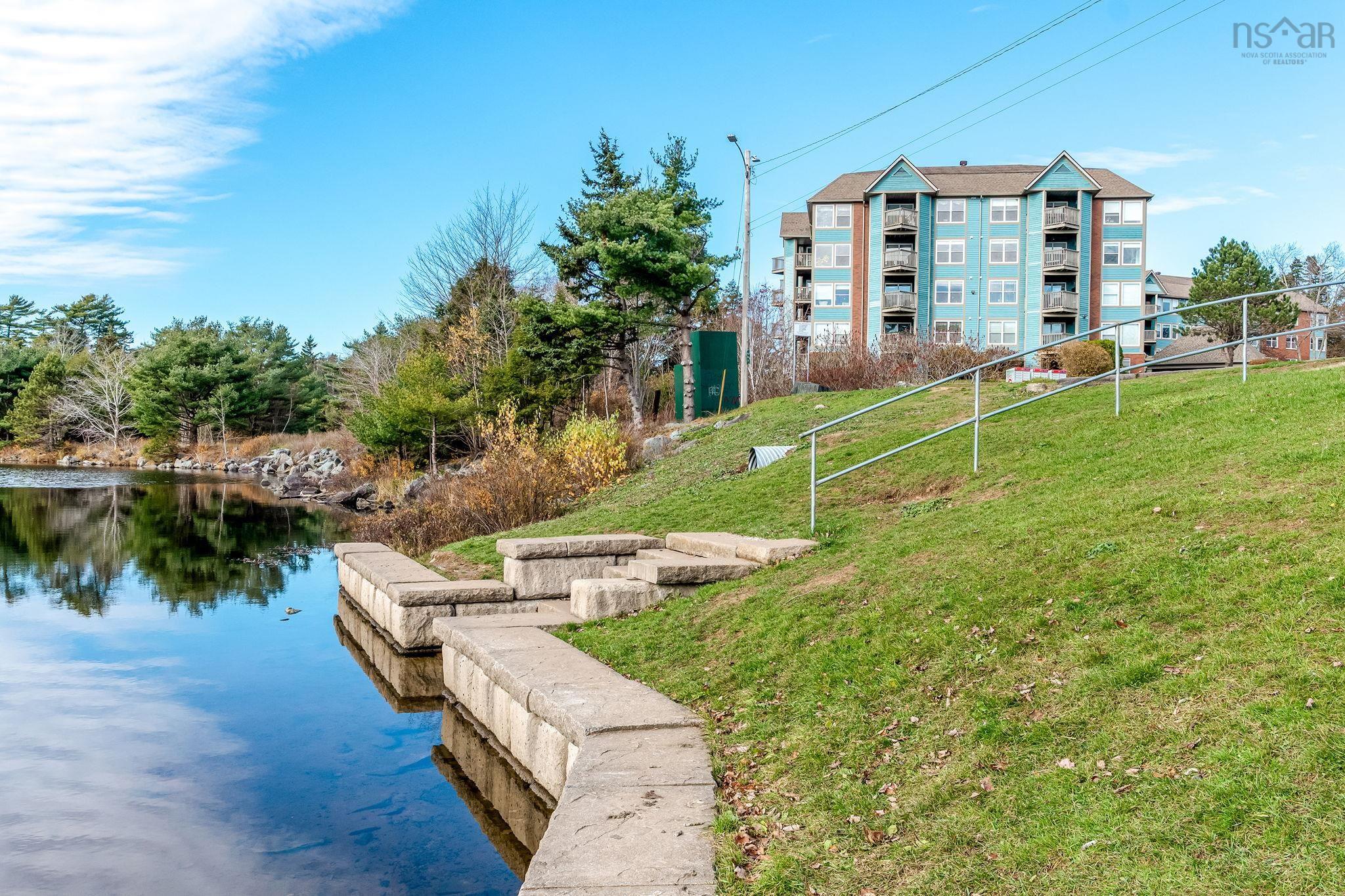 311 2 Lake Drive, Bedford, NS (MLS 202528396)