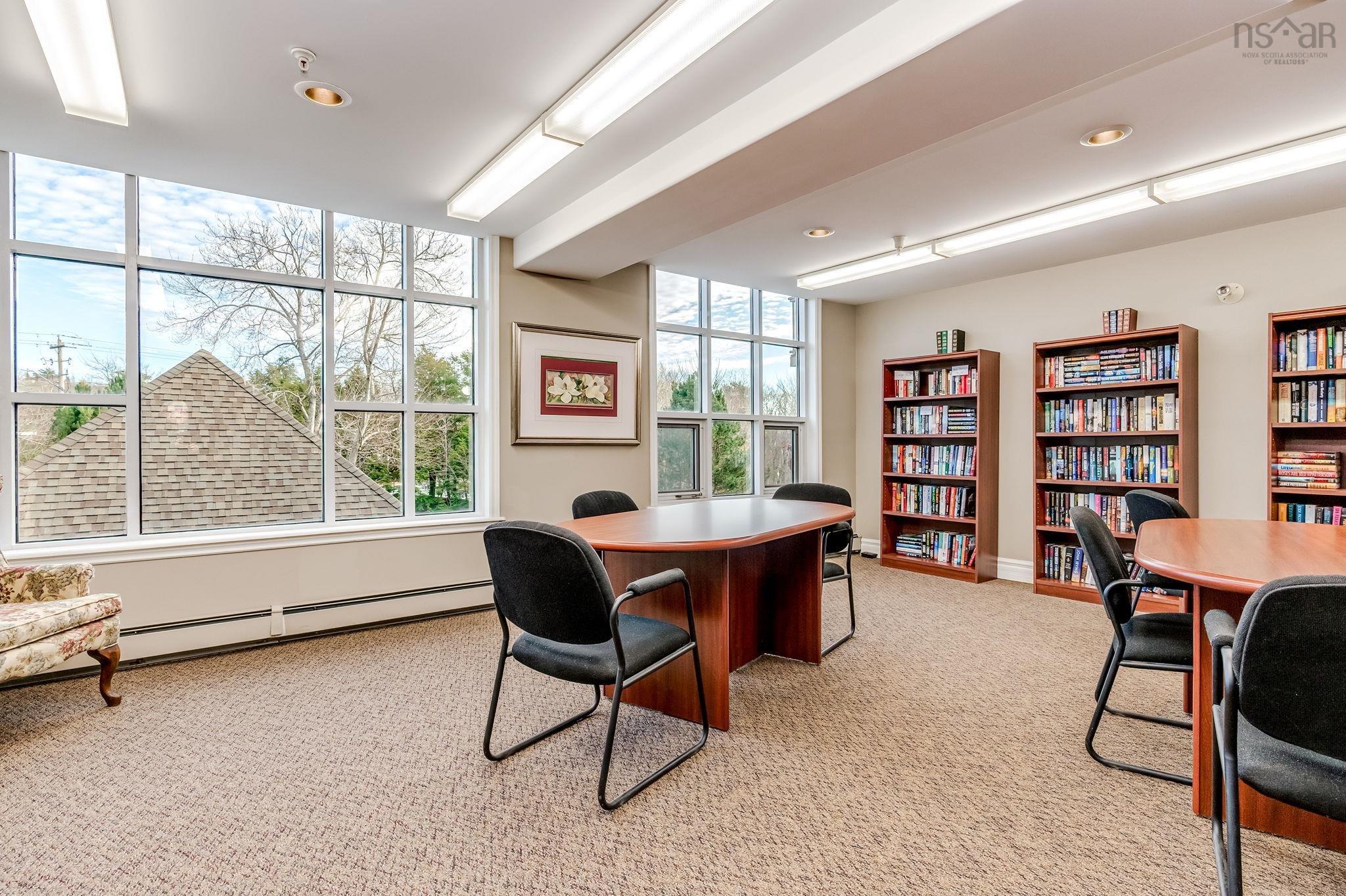 311 2 Lake Drive, Bedford, NS (MLS 202528396)