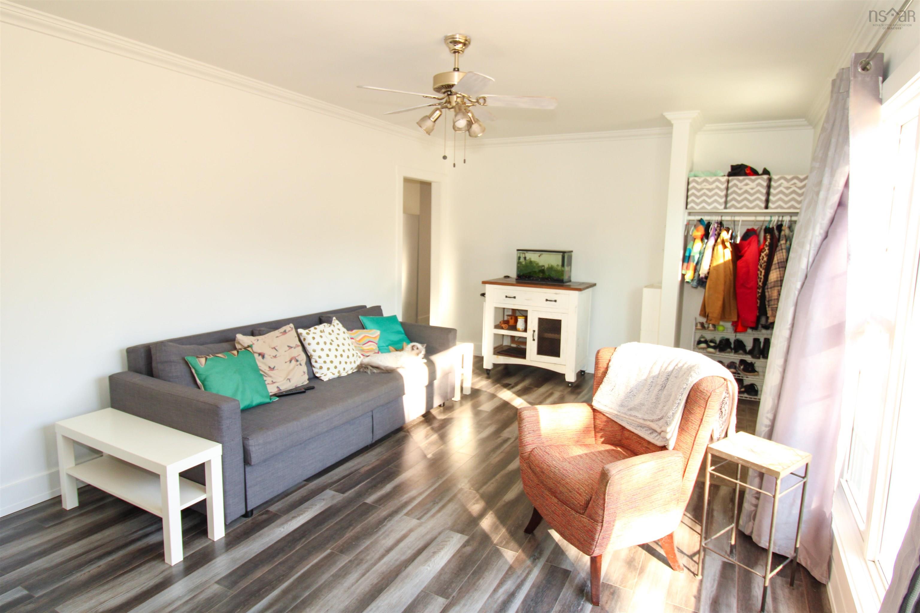 294 Beaver Bank Road, Beaver Bank, NS (MLS 202528398)