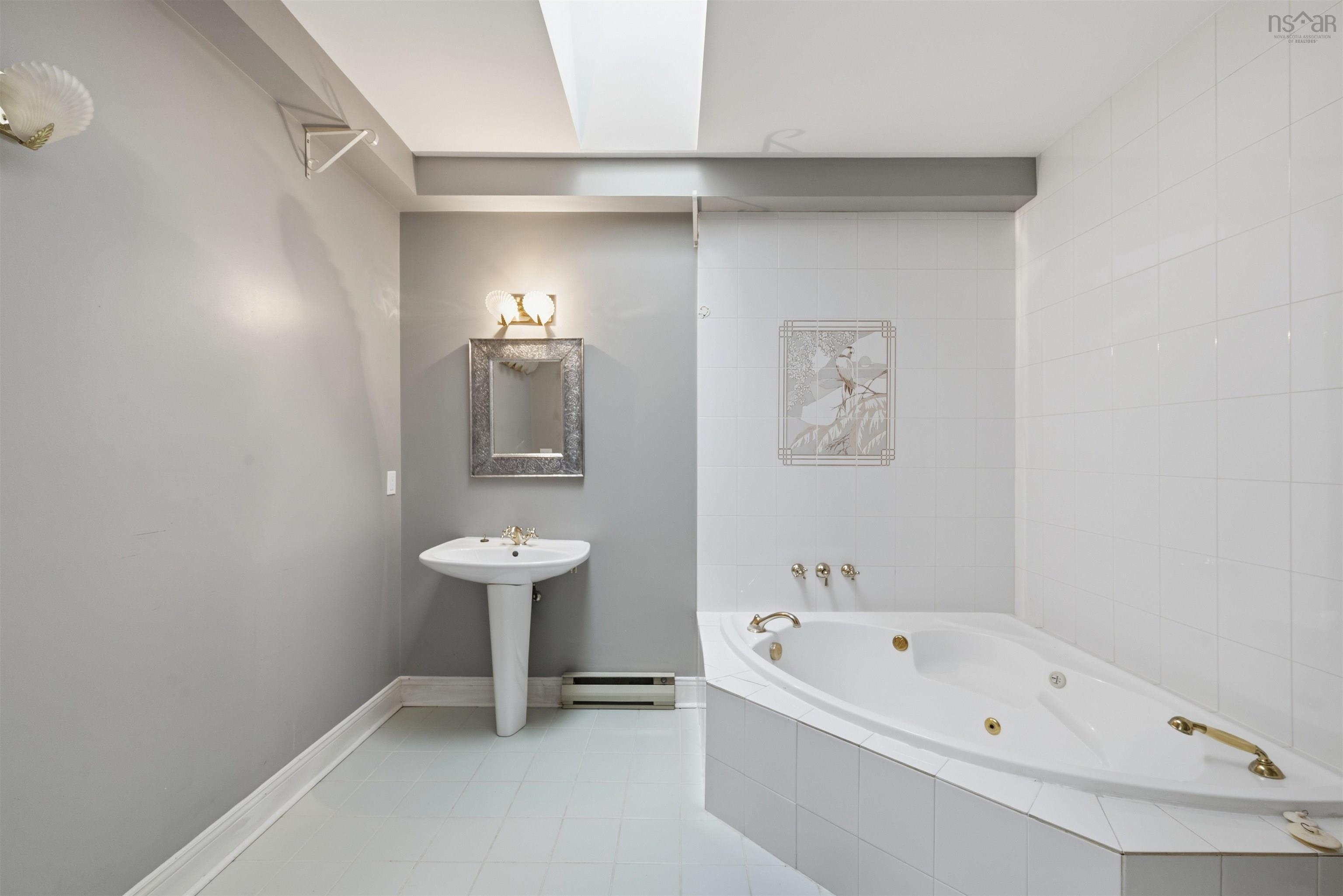 5 1049 South Park Street, Halifax, NS (MLS 202528410)