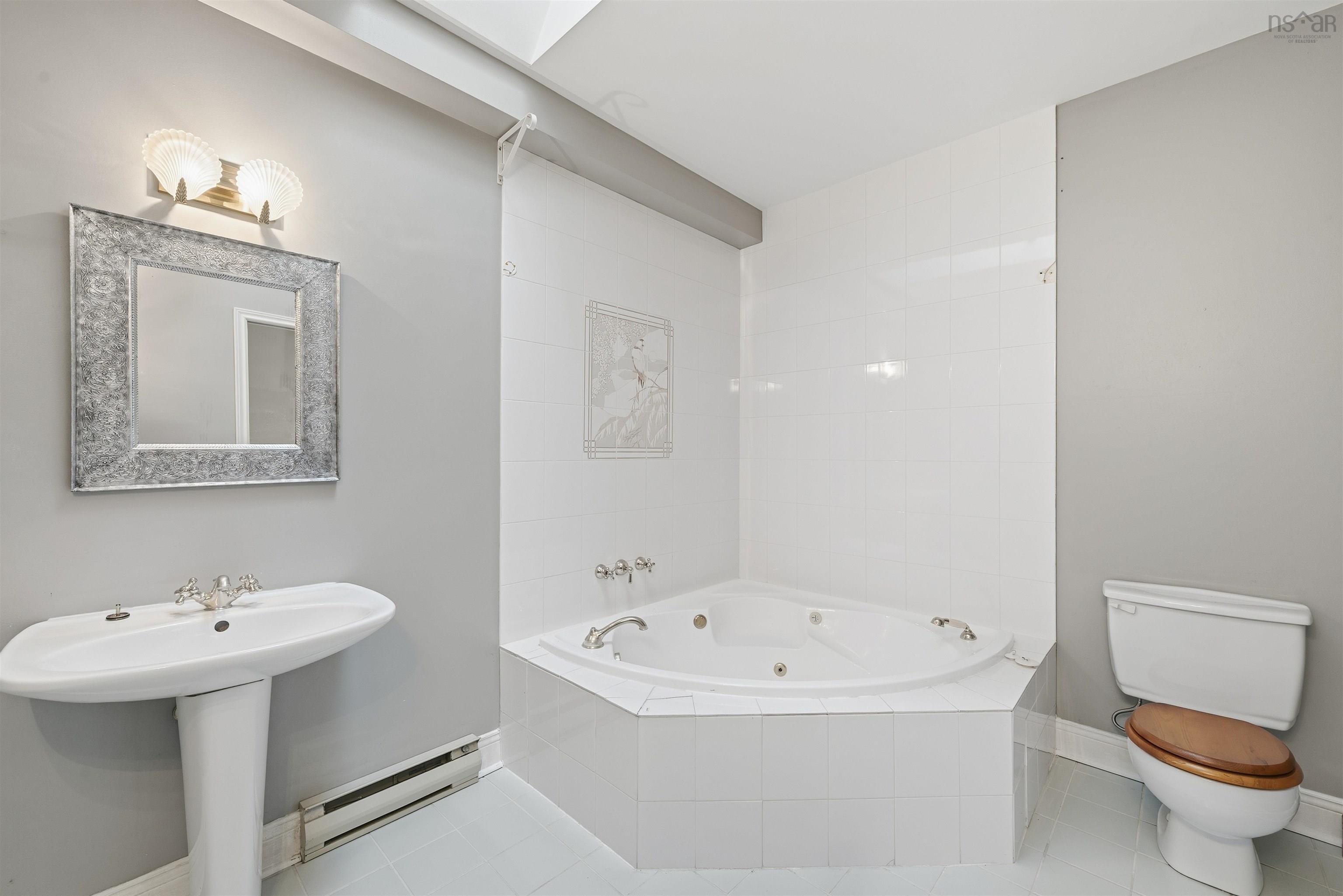 5 1049 South Park Street, Halifax, NS (MLS 202528410)