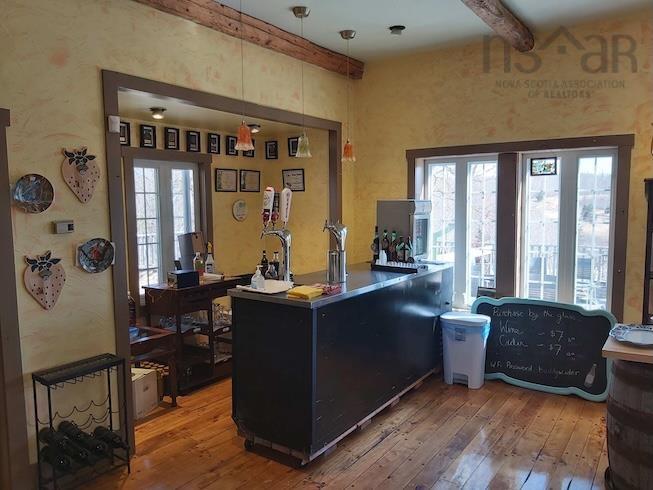 $700,000.00: 2635 Clementsvale Road, Bear River East