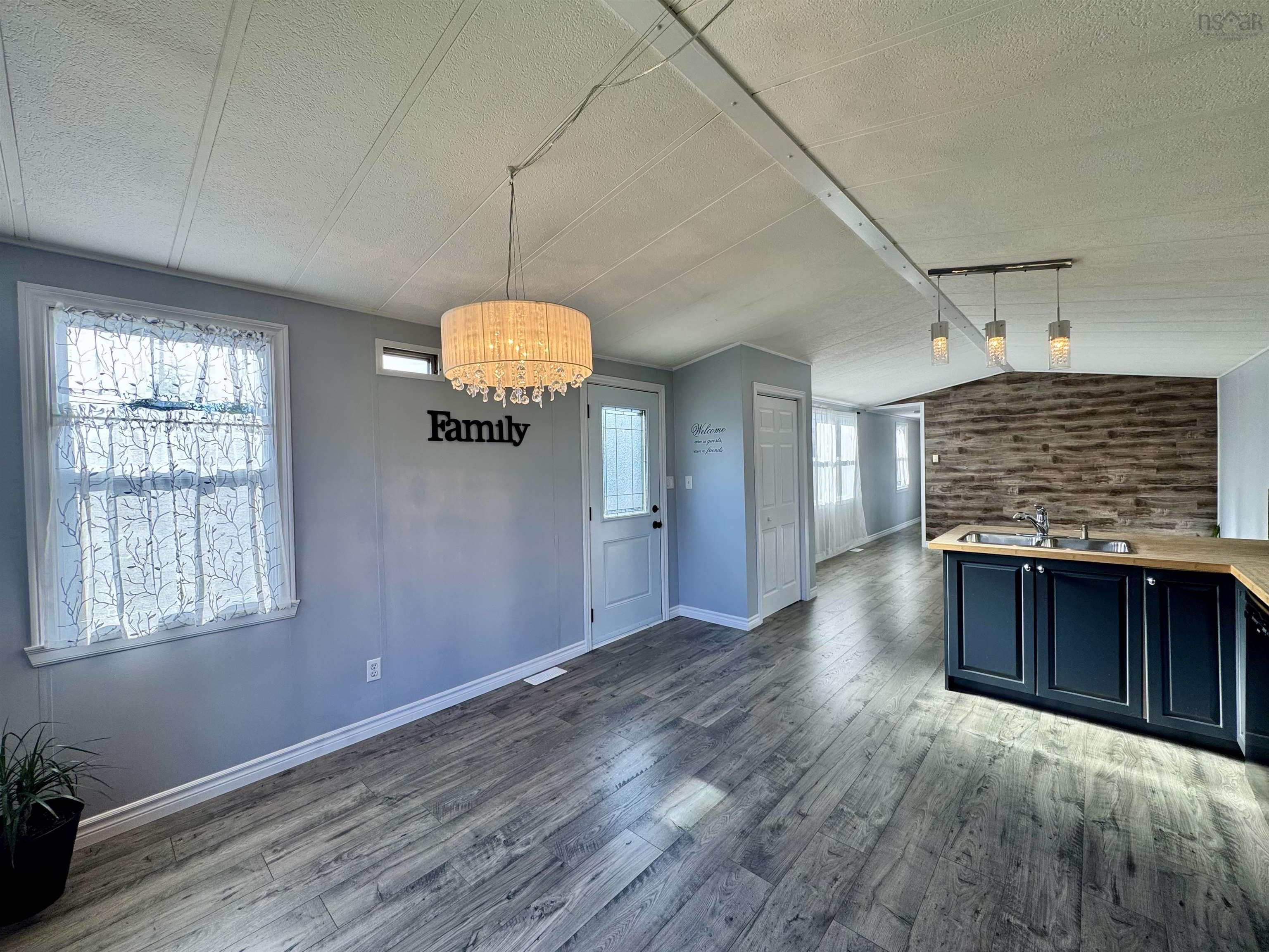 1535 Woodbine Drive, Beaver Bank, NS (MLS 202528420)