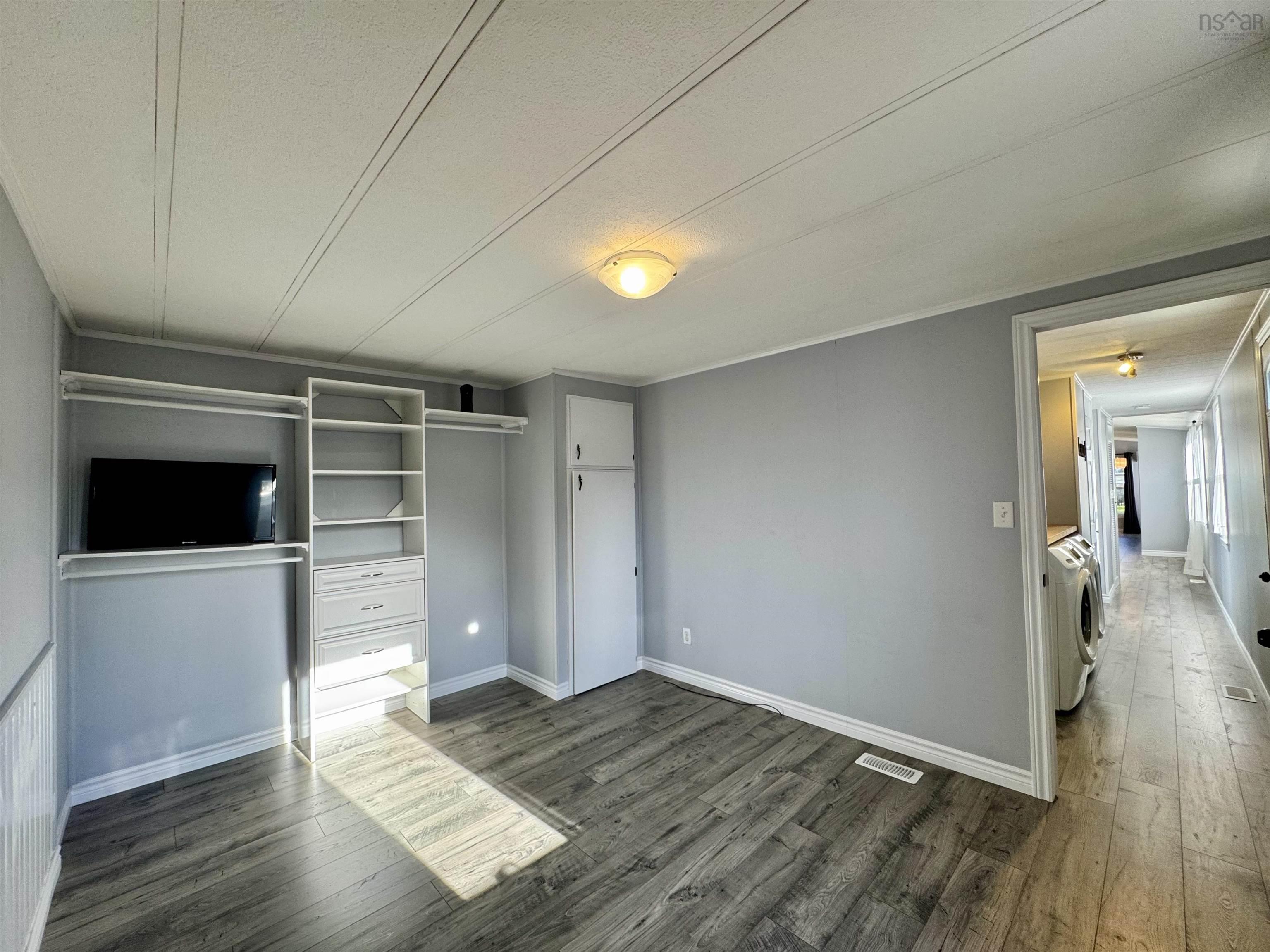 1535 Woodbine Drive, Beaver Bank, NS (MLS 202528420)