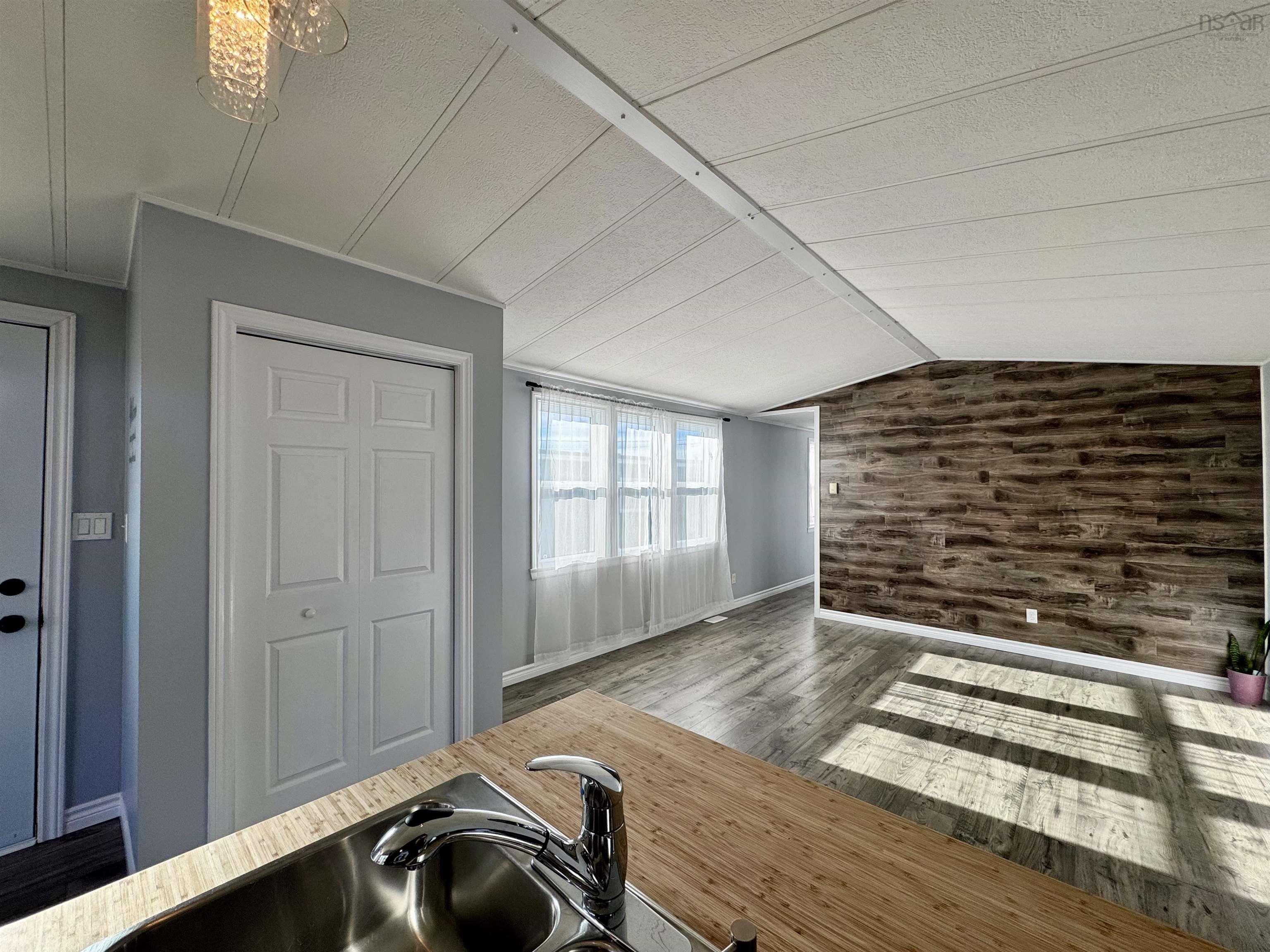 1535 Woodbine Drive, Beaver Bank, NS (MLS 202528420)