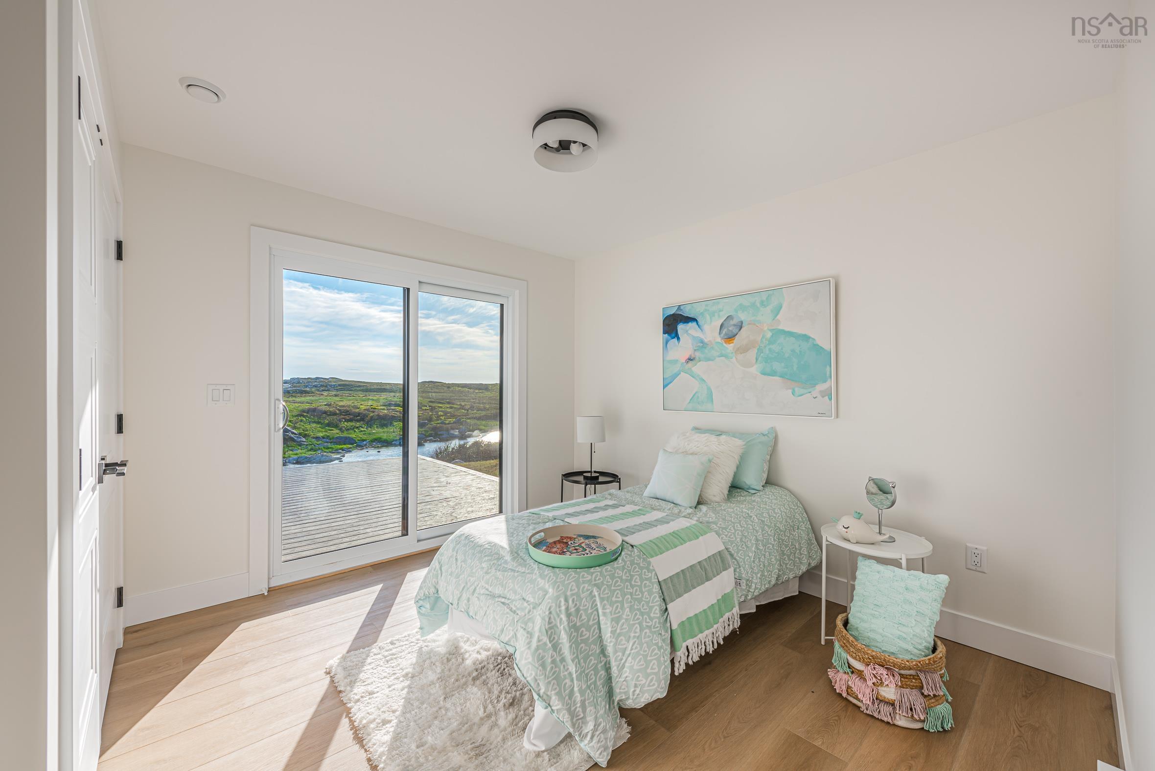 $949,900.00: 24 Indian Point Road, Prospect Village