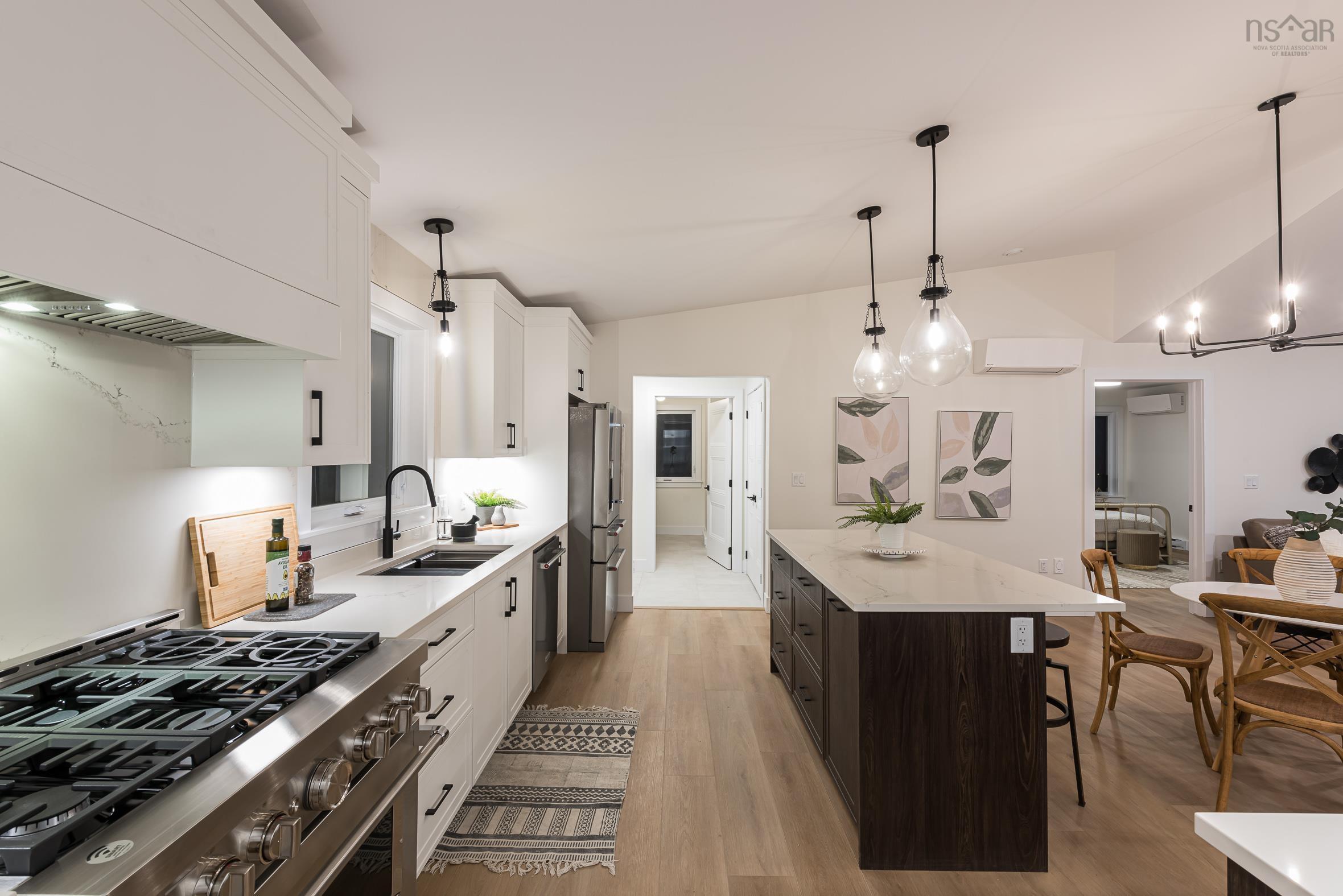 $949,900.00: 24 Indian Point Road, Prospect Village