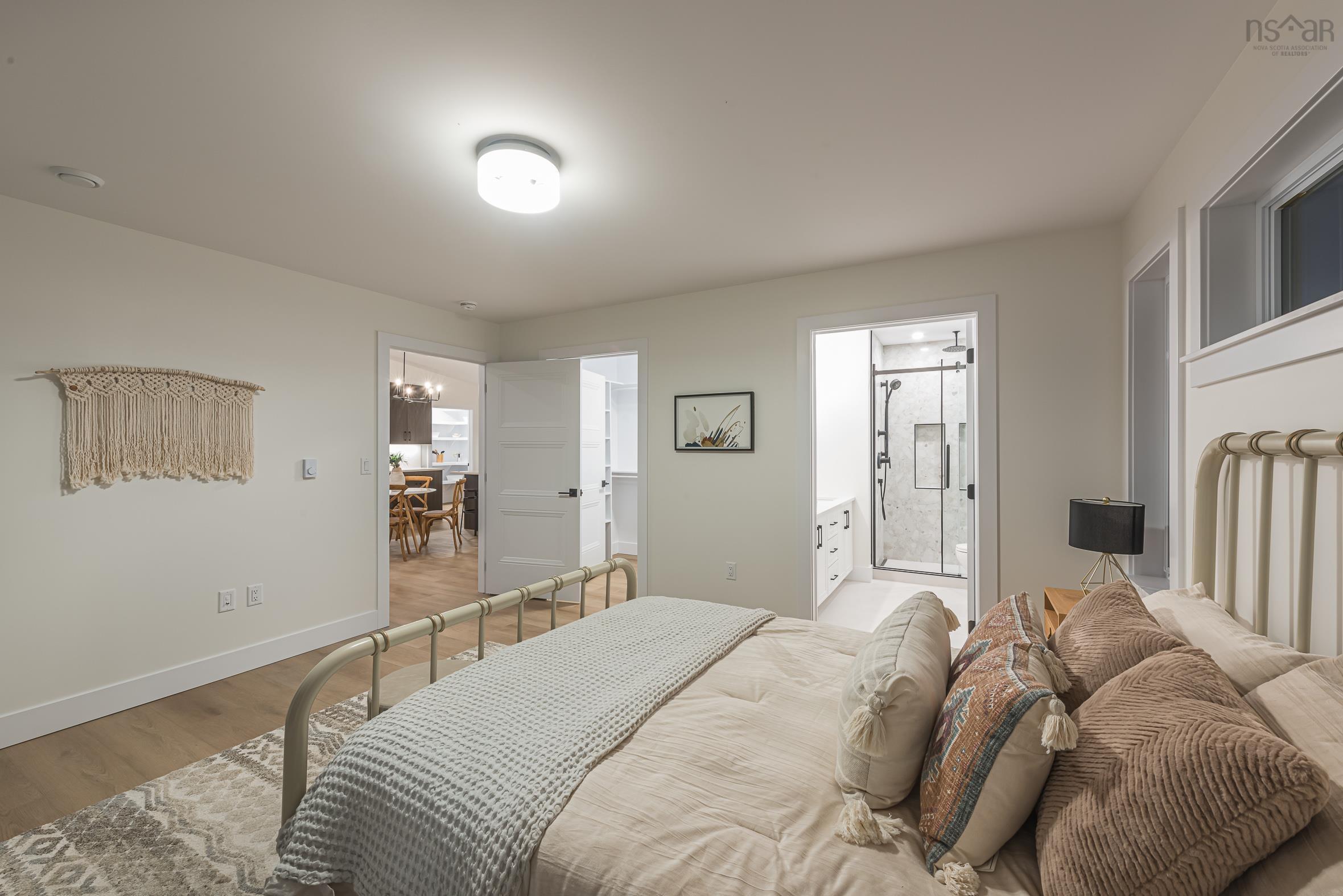 $949,900.00: 24 Indian Point Road, Prospect Village