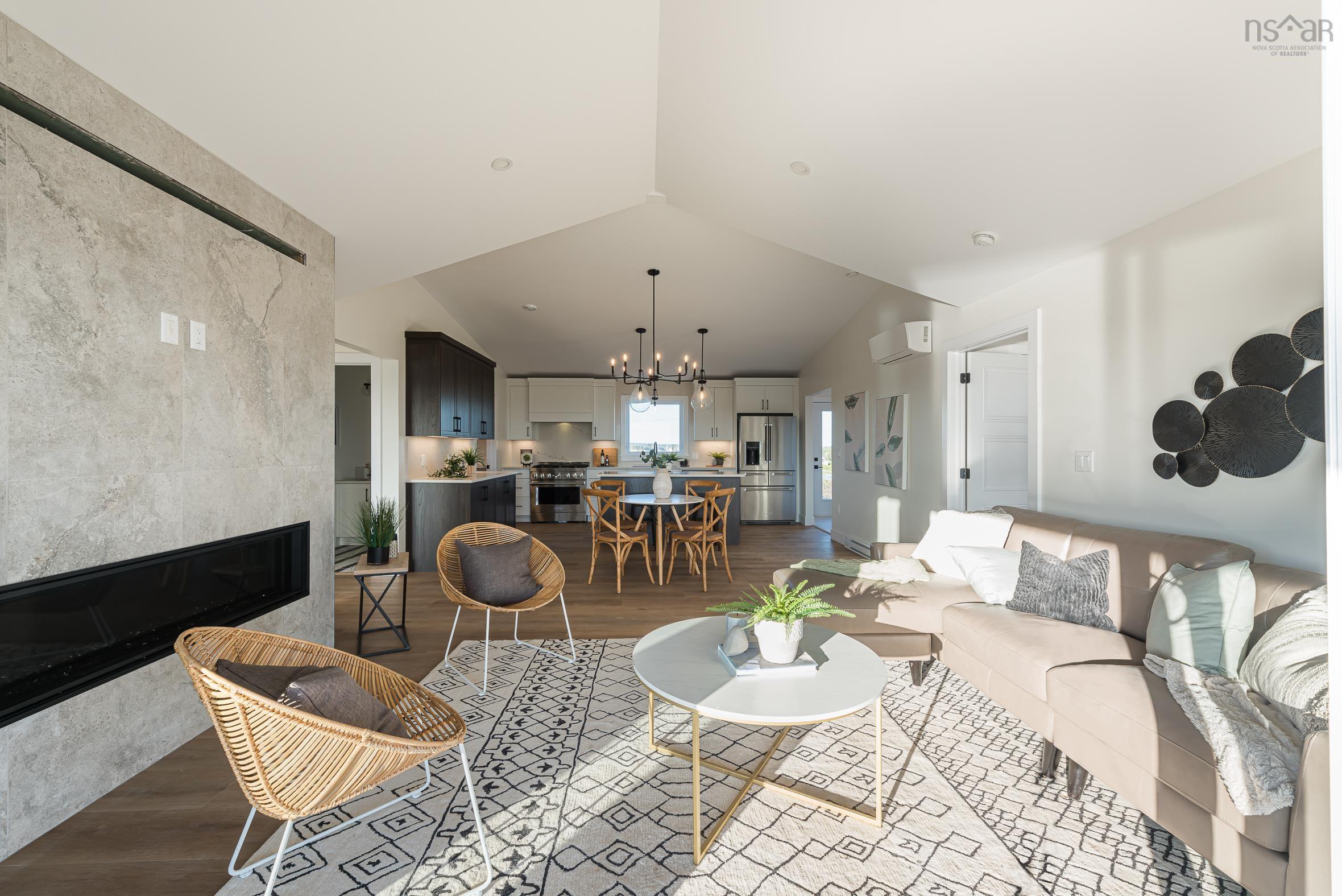 $949,900.00: 24 Indian Point Road, Prospect Village