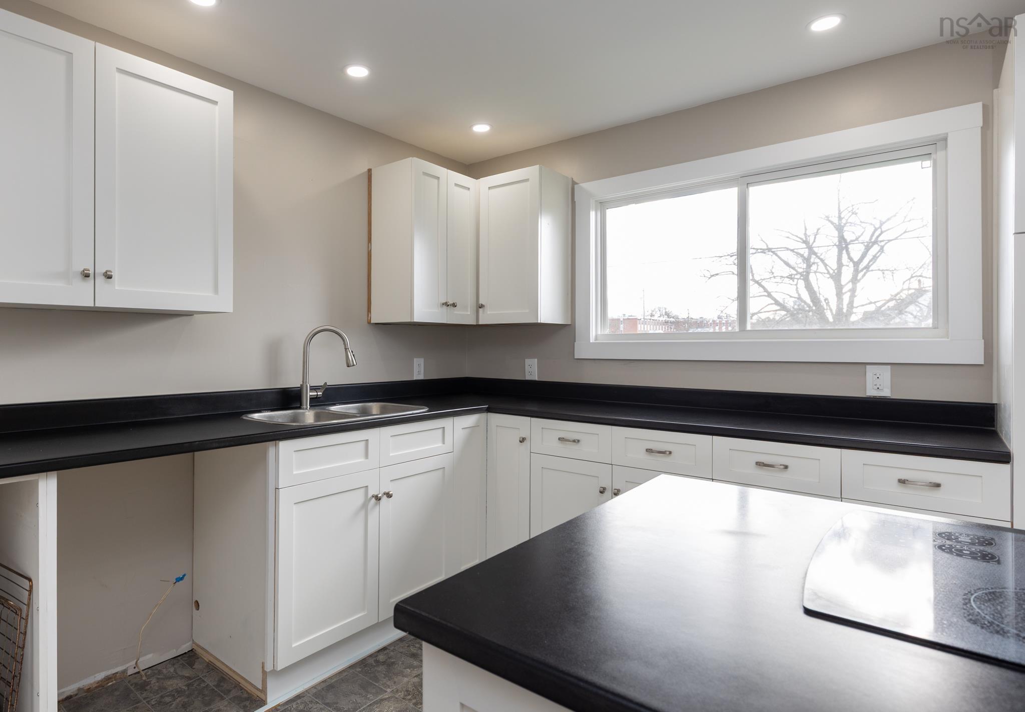 $389,000.00: 2 Huntington Street, Yarmouth