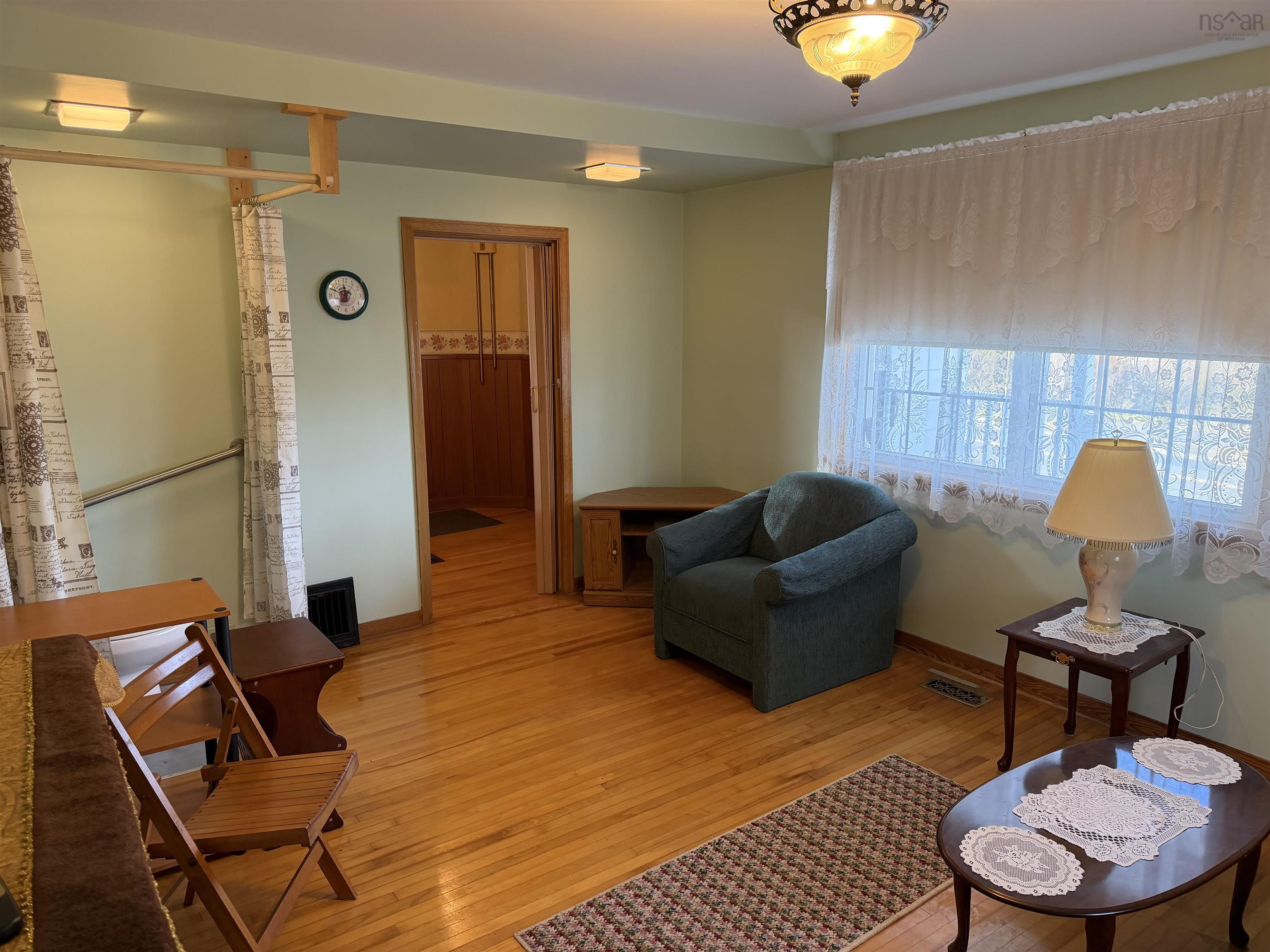 $199,900.00: 2103 South Main Street, Westville