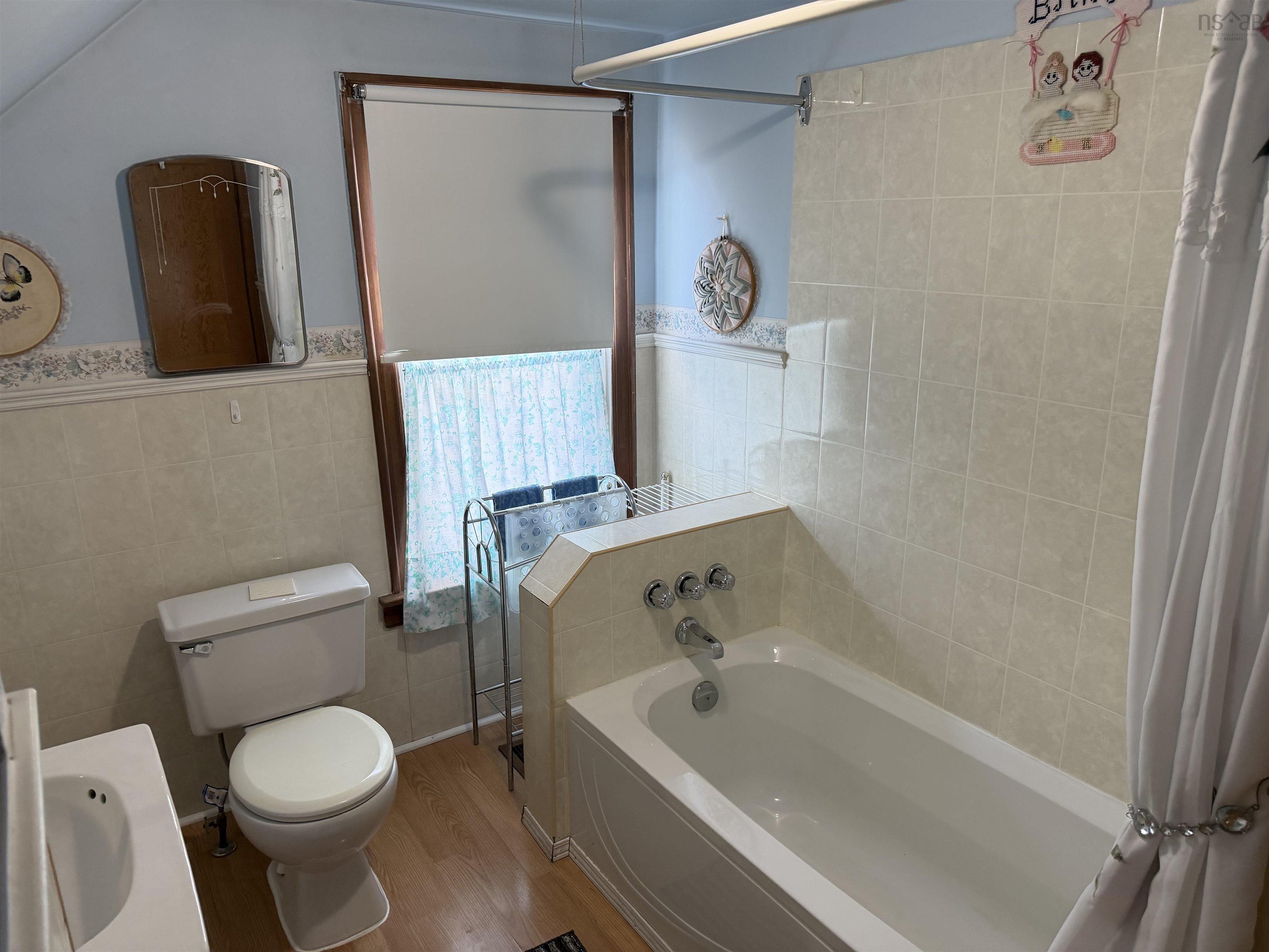 $199,900.00: 2103 South Main Street, Westville