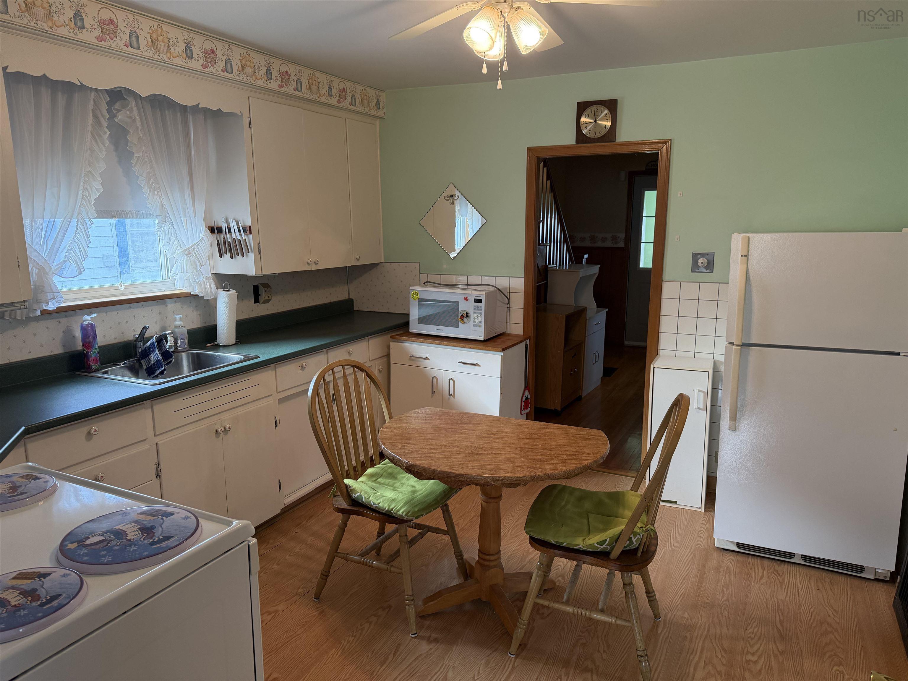 $199,900.00: 2103 South Main Street, Westville