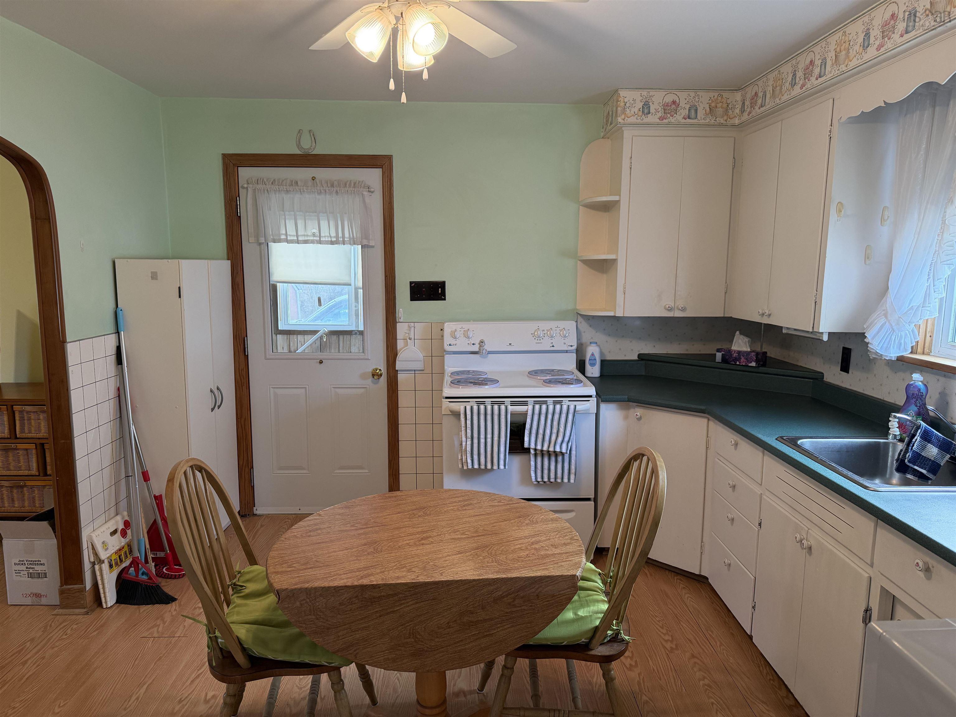 $199,900.00: 2103 South Main Street, Westville