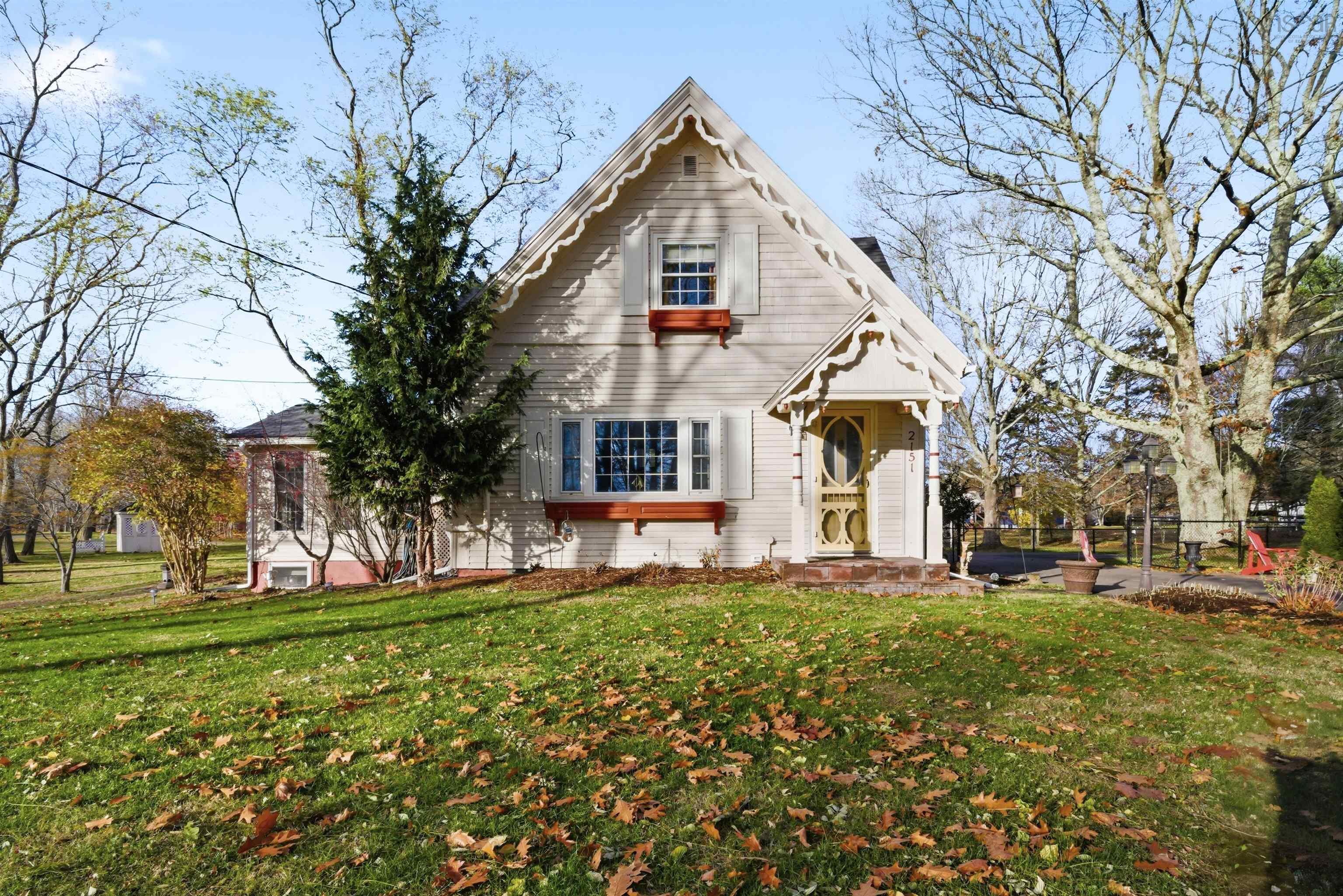 $725,900.00: 2151 1 Highway, Auburn