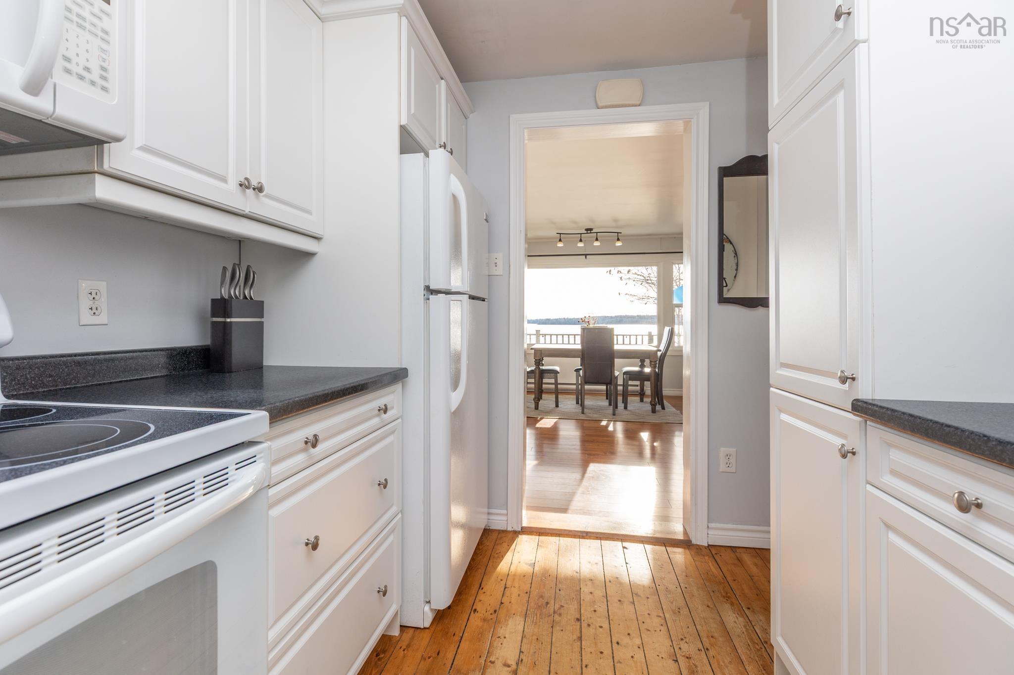 $324,000.00: 37 Sumac Lane, Deerfield