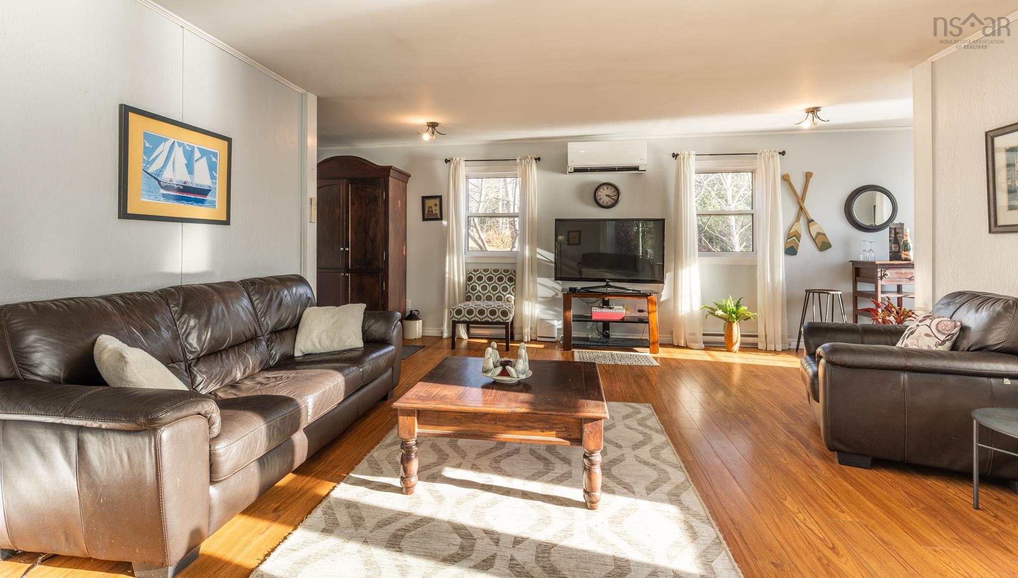 $324,000.00: 37 Sumac Lane, Deerfield