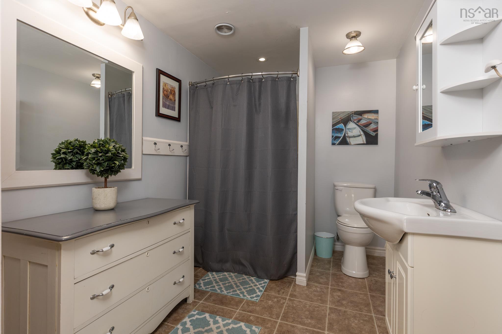 $324,000.00: 37 Sumac Lane, Deerfield