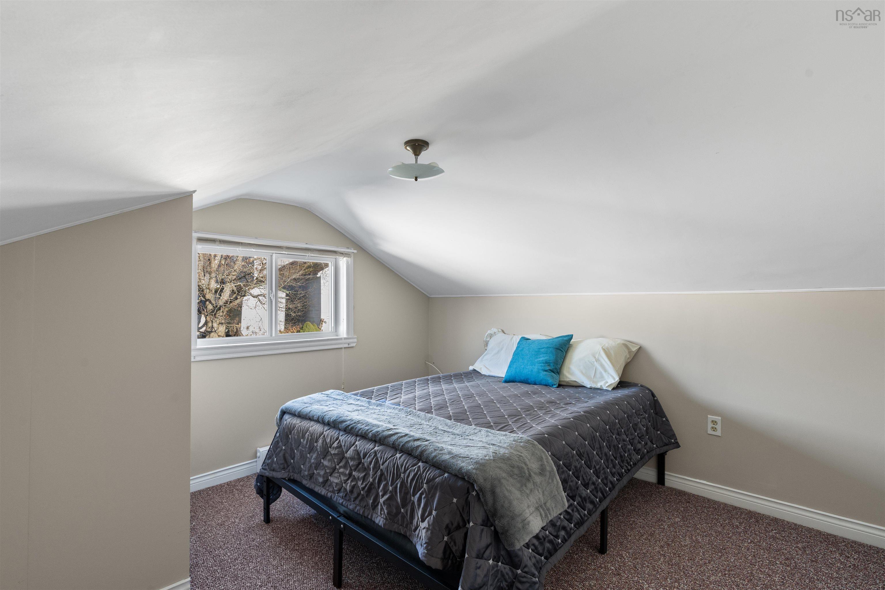 $595,000.00: 45 High Street, Dartmouth