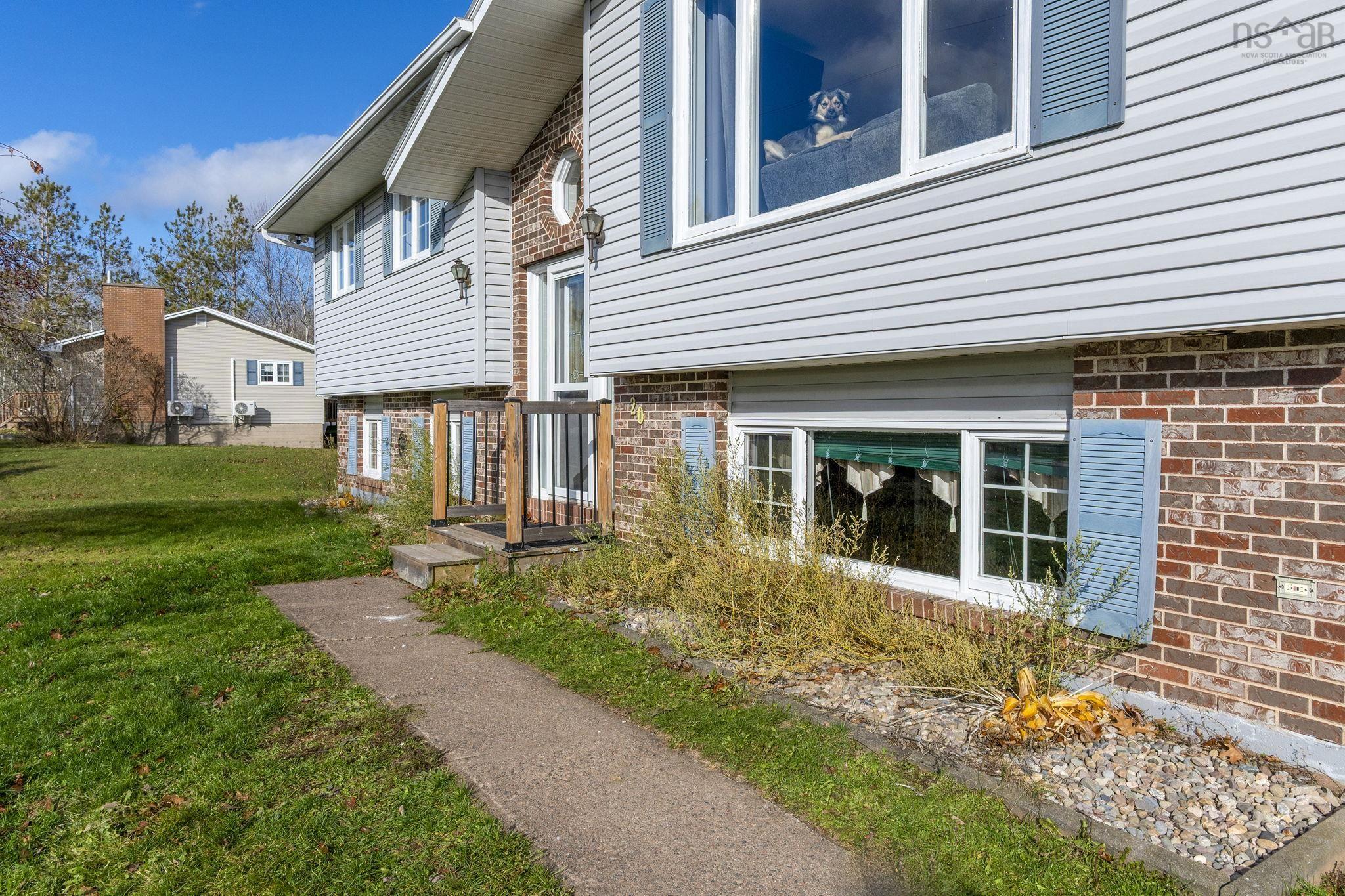 $509,900.00: 20 Logan Drive, Lantz