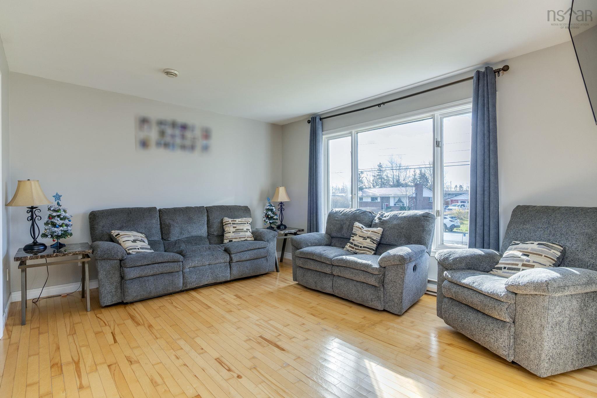 $509,900.00: 20 Logan Drive, Lantz