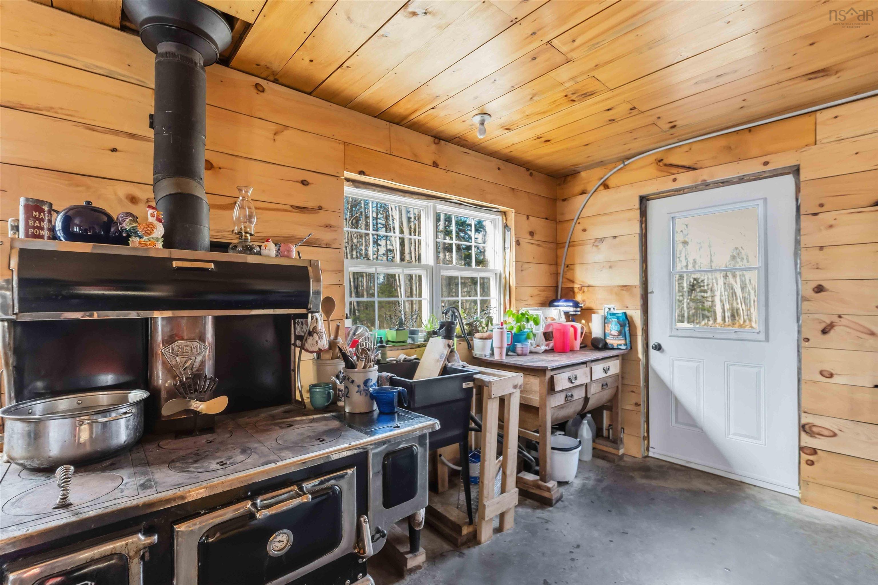 $195,000.00: 788 Purdy Road, Waldeck West