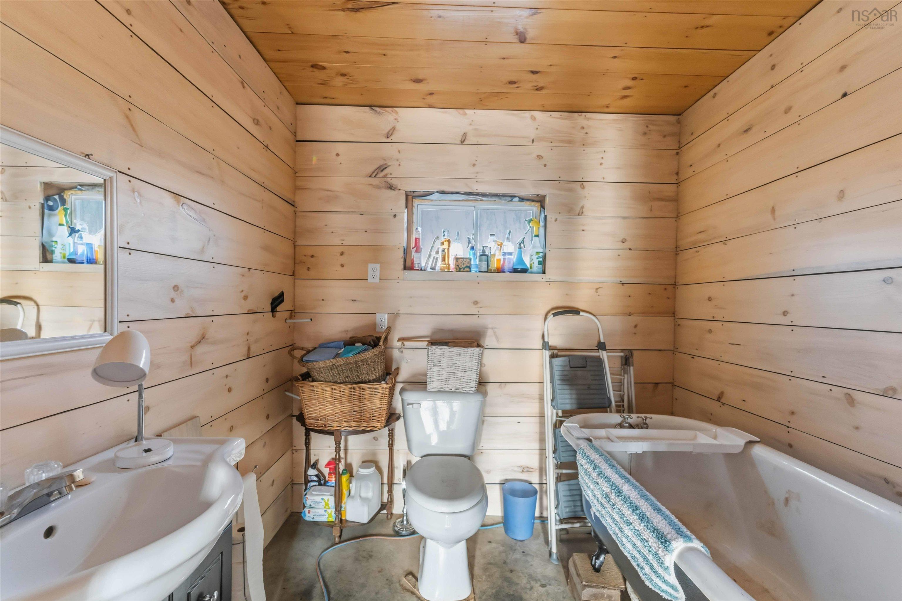 $195,000.00: 788 Purdy Road, Waldeck West