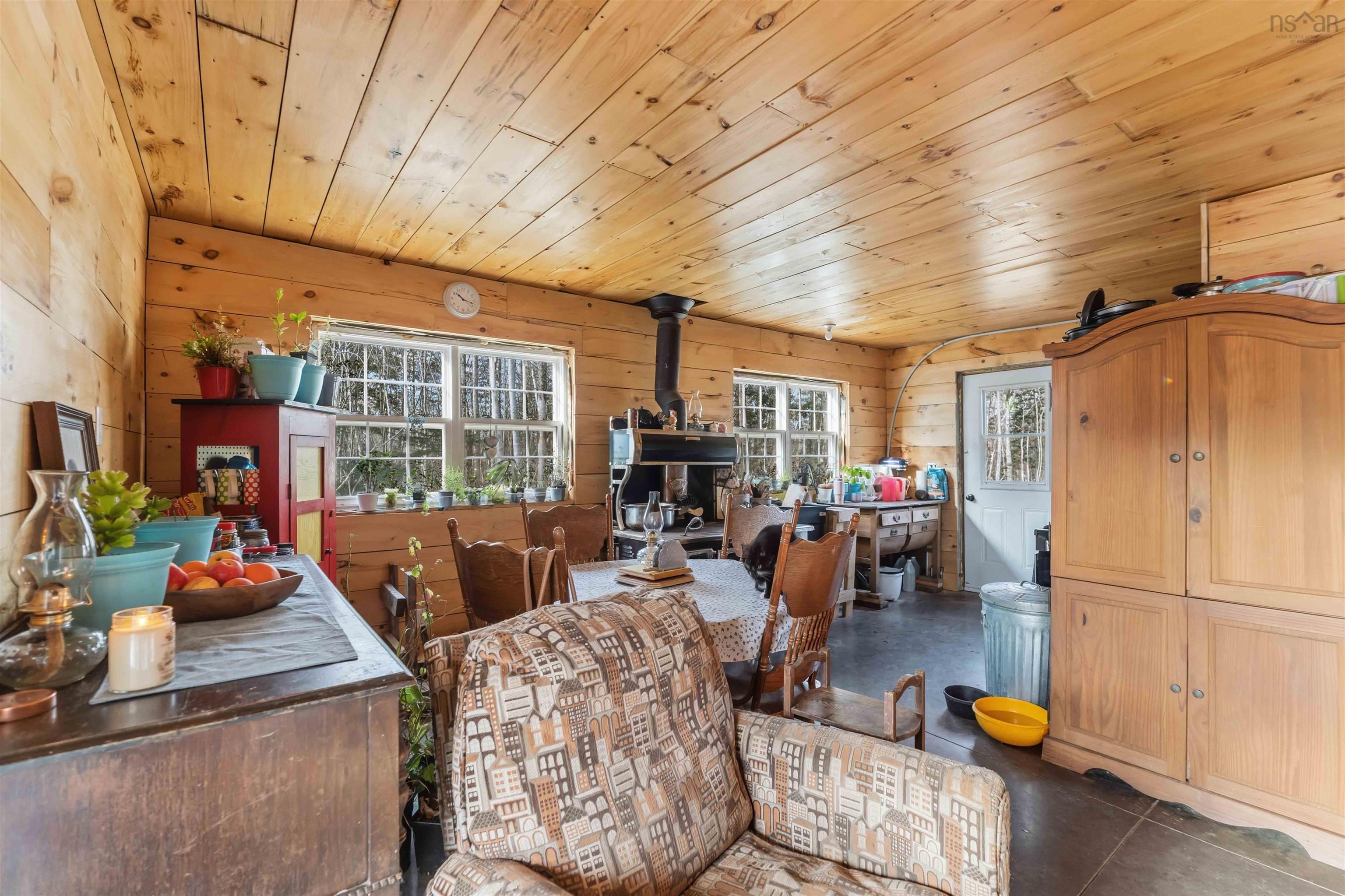 $195,000.00: 788 Purdy Road, Waldeck West